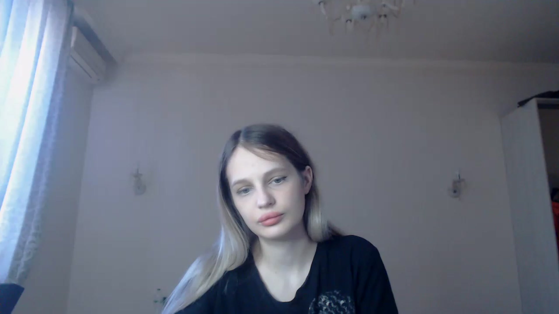 Gallery image thumbnail from Lola_vi's myfreecams stream on, 03/23/2023, 12:53 image 7 of 20