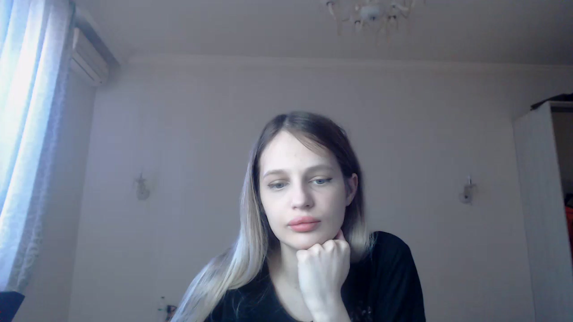Gallery image thumbnail from Lola_vi's myfreecams stream on, 03/23/2023, 12:53 image 9 of 20