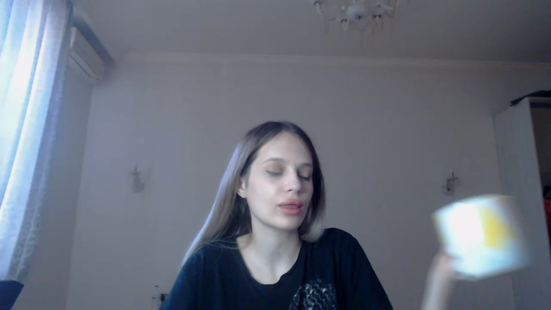 Gallery image thumbnail from Lola_vi's myfreecams stream on, 03/23/2023, 12:53 image 2 of 20