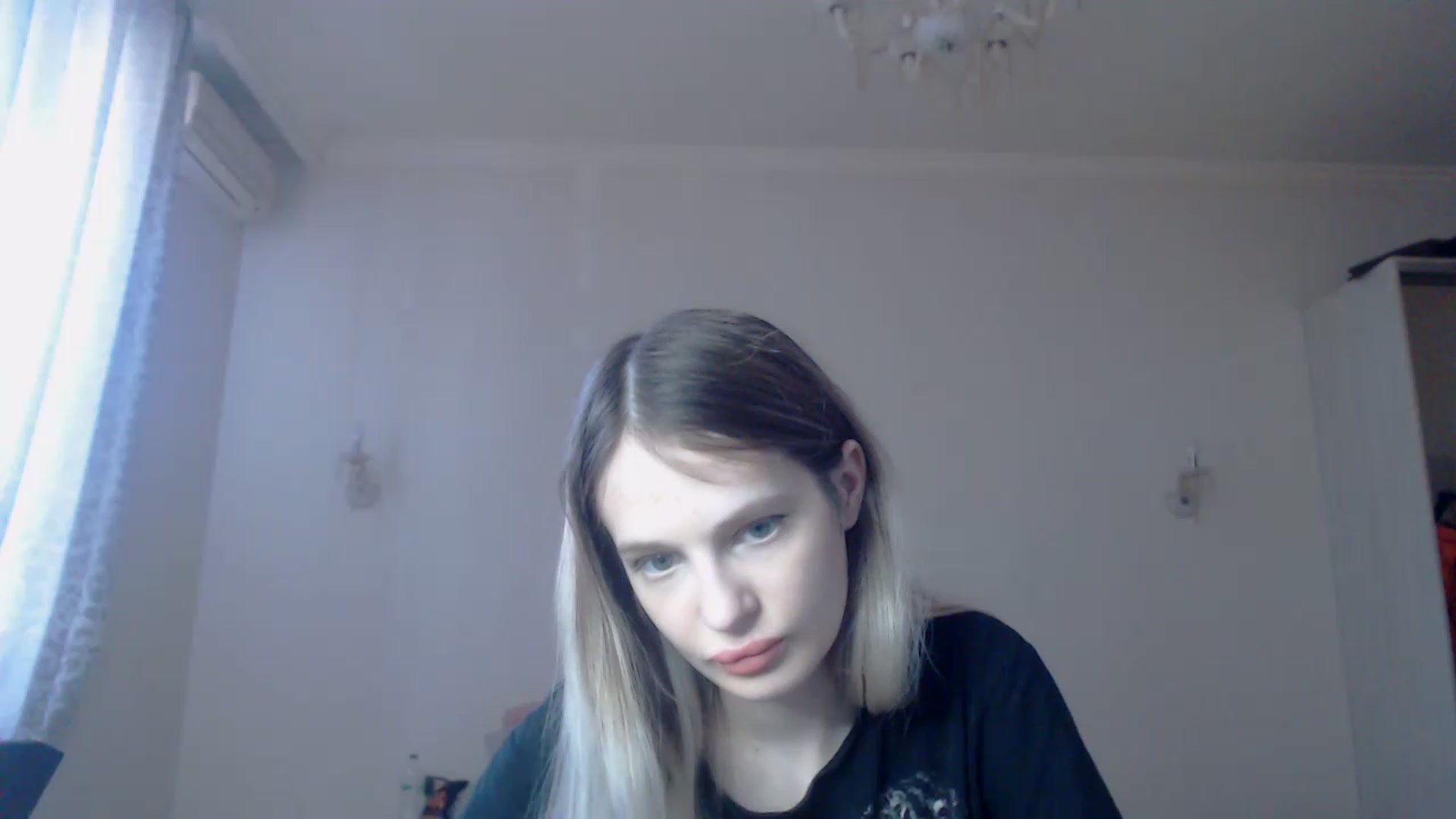 Gallery image thumbnail from Lola_vi's myfreecams stream on, 03/23/2023, 12:53 image 13 of 20