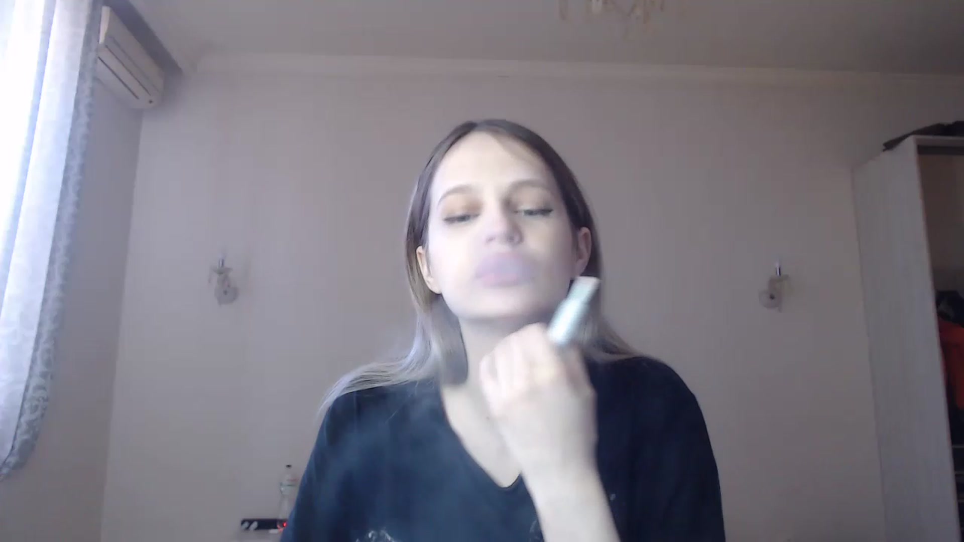 Gallery image thumbnail from Lola_vi's myfreecams stream on, 03/24/2023, 12:05 image 2 of 20