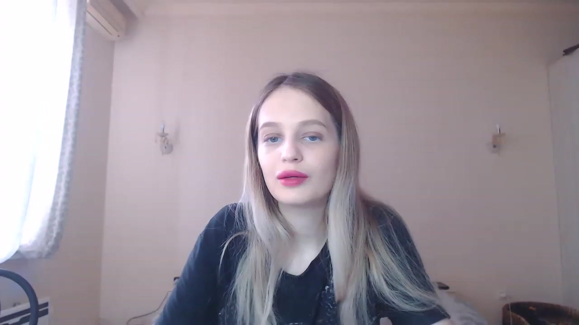 Gallery image thumbnail from Lola_vi's myfreecams stream on, 03/26/2023, 11:26 image 20 of 20