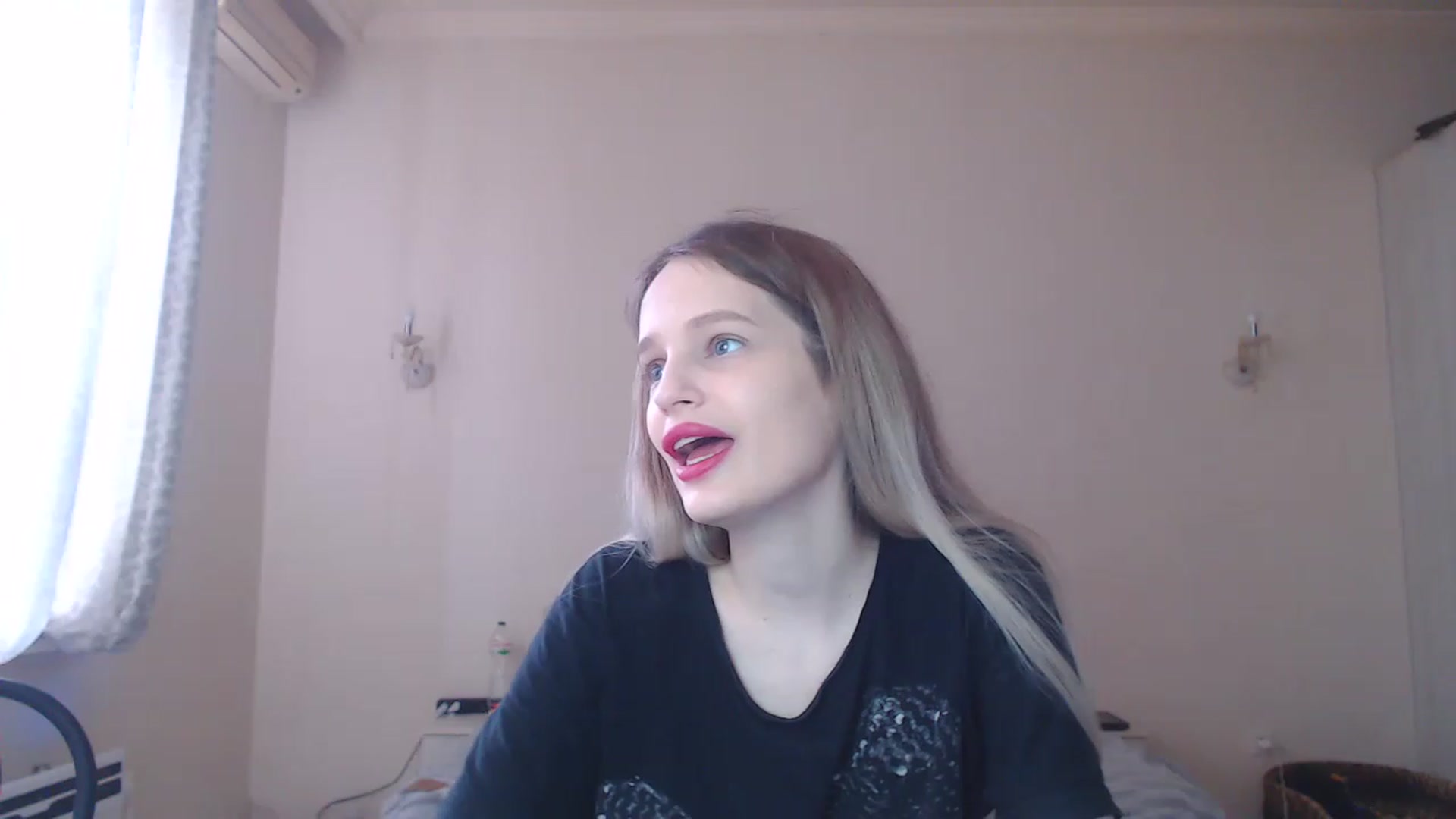 Gallery image thumbnail from Lola_vi's myfreecams stream on, 03/26/2023, 12:02 image 6 of 20