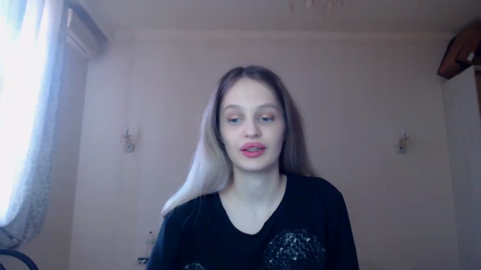 Gallery image thumbnail from Lola_vi's myfreecams stream on, 04/01/2023, 12:09 image 1 of 20