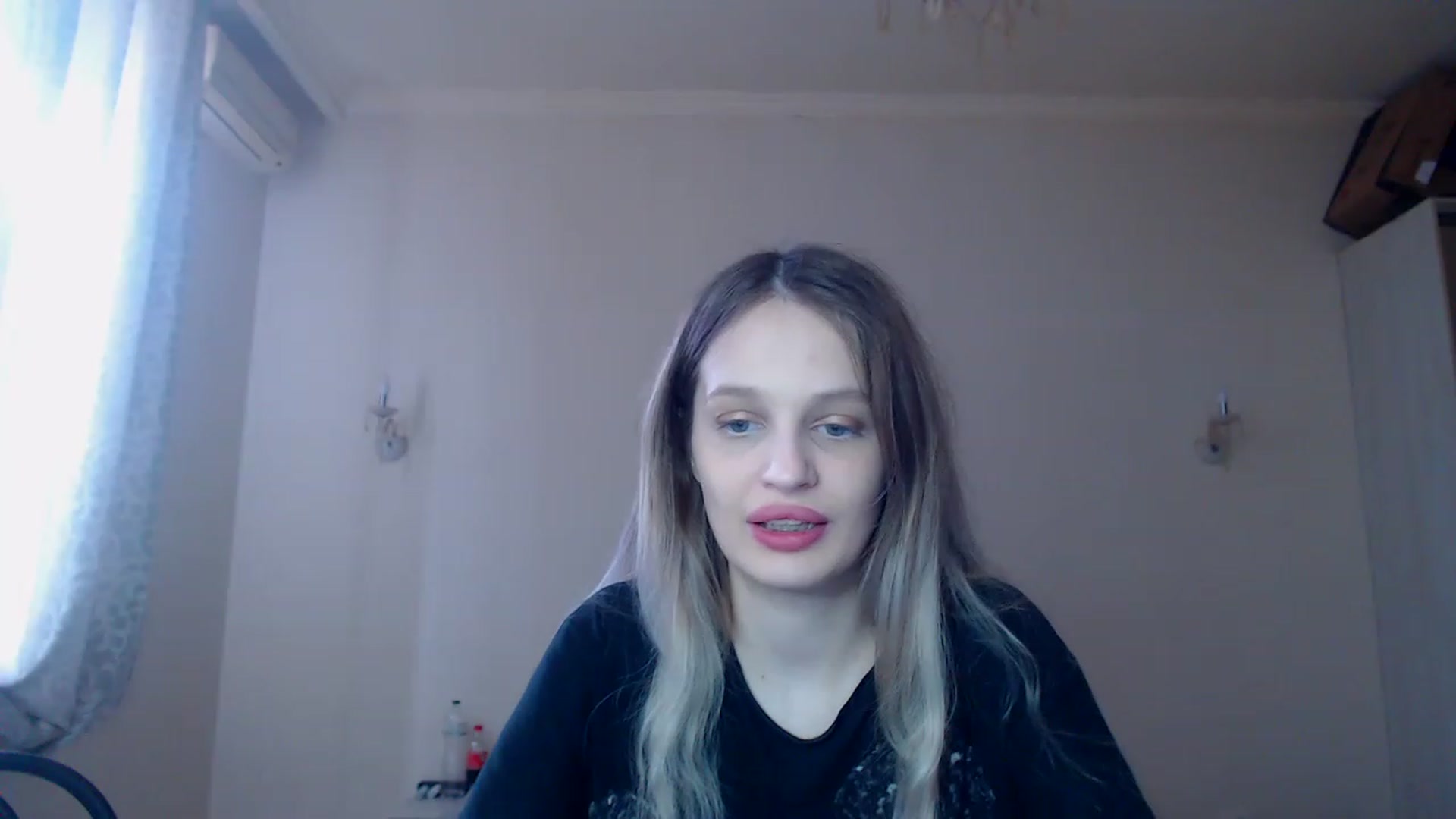 Gallery image thumbnail from Lola_vi's myfreecams stream on, 04/01/2023, 12:09 image 8 of 20