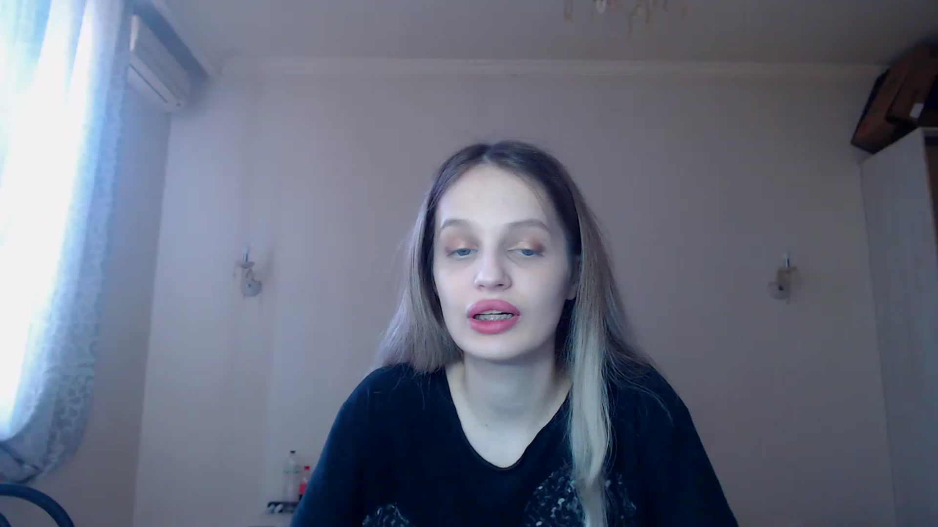 Gallery image thumbnail from Lola_vi's myfreecams stream on, 04/01/2023, 12:09 image 5 of 20