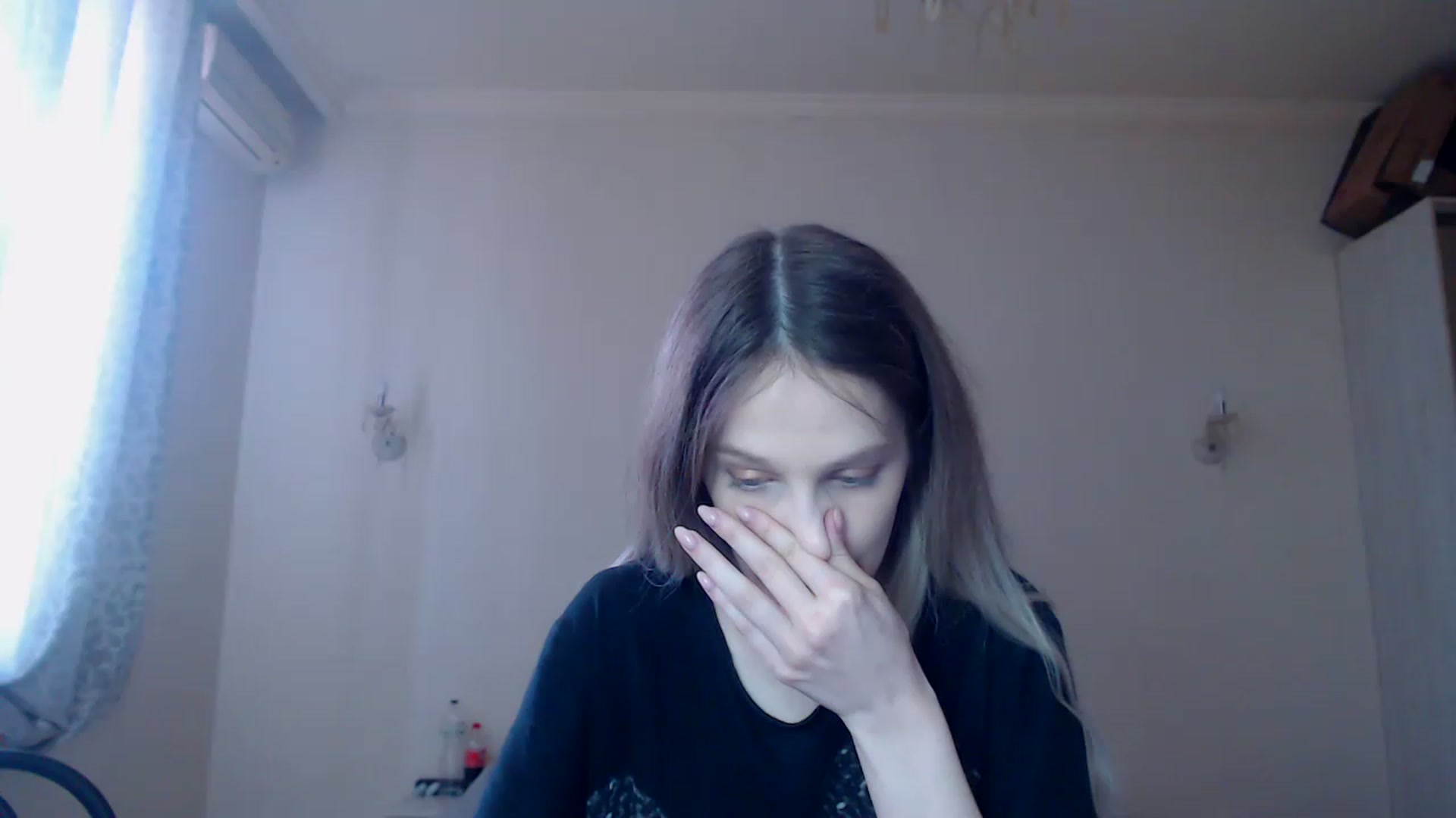 Gallery image thumbnail from Lola_vi's myfreecams stream on, 04/01/2023, 12:09 image 3 of 20