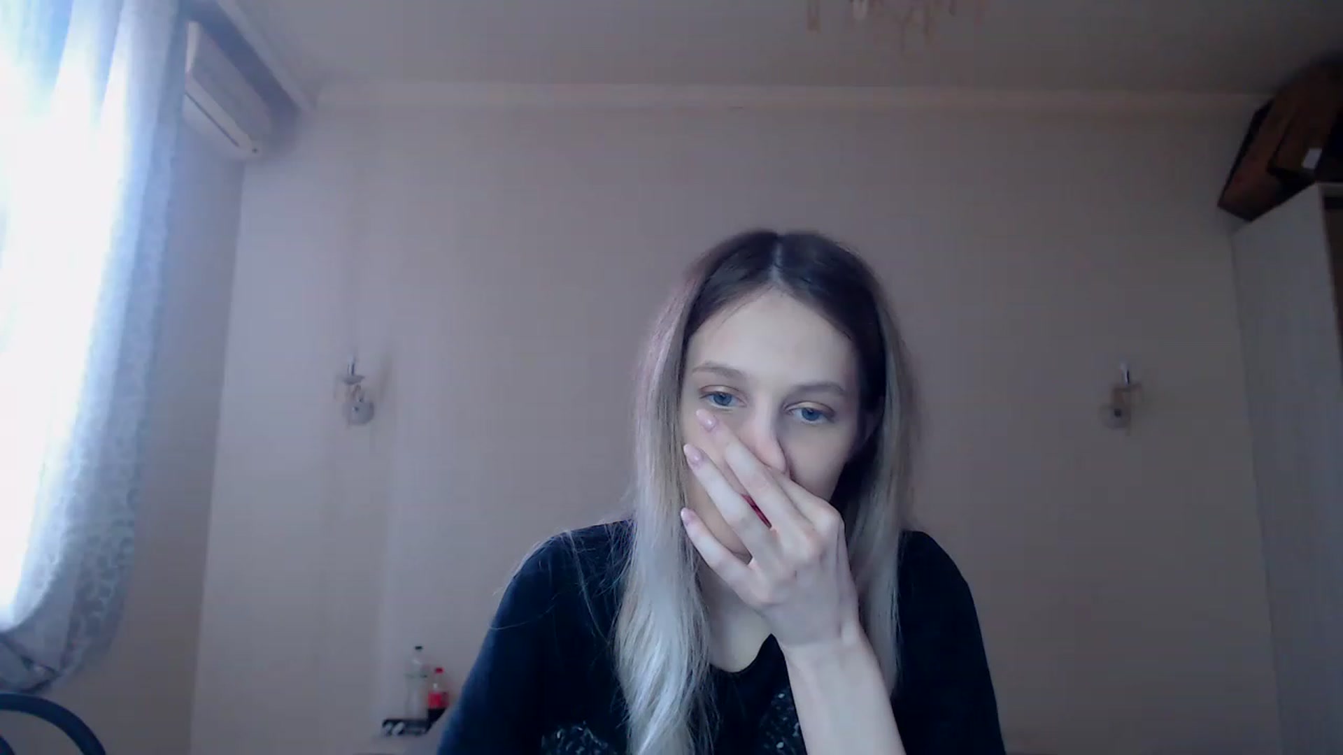 Gallery image thumbnail from Lola_vi's myfreecams stream on, 04/01/2023, 12:09 image 13 of 20