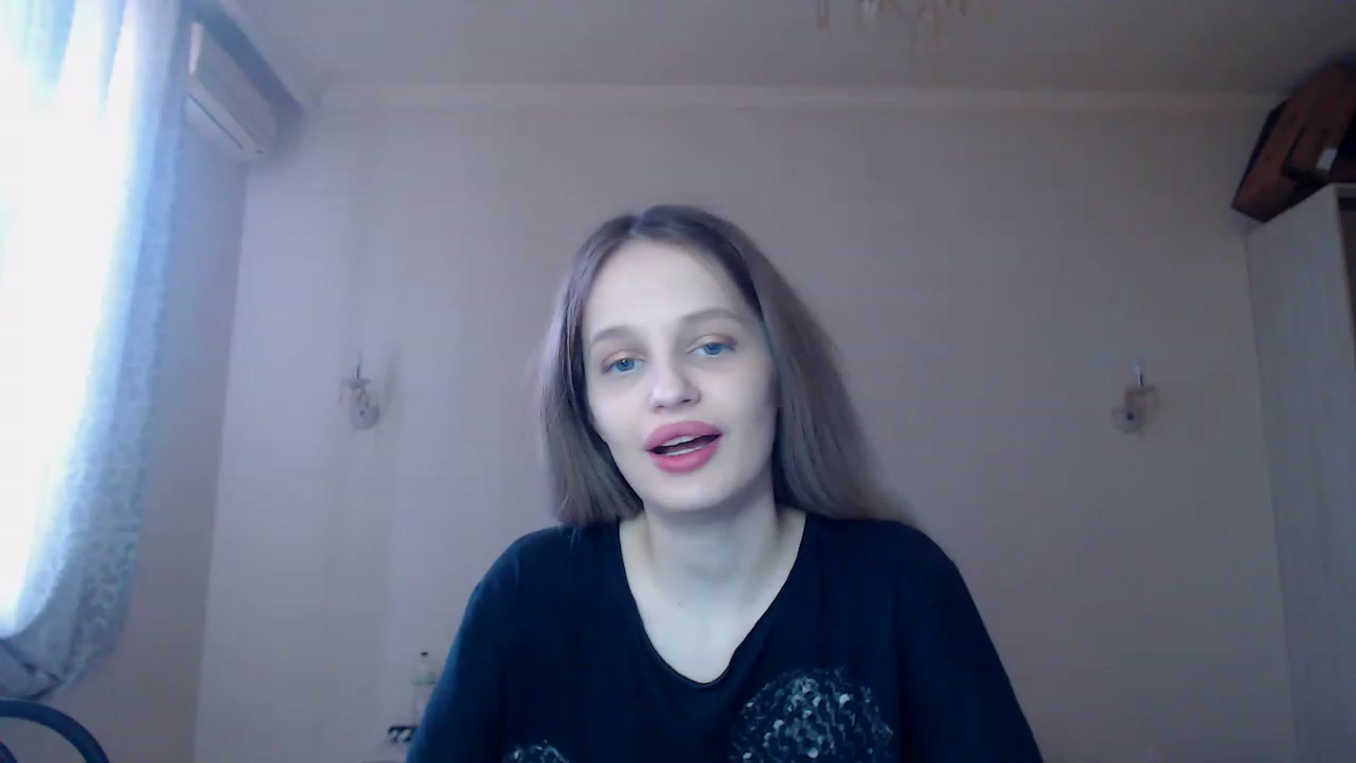 Gallery image thumbnail from Lola_vi's myfreecams stream on, 04/01/2023, 12:09 image 2 of 20