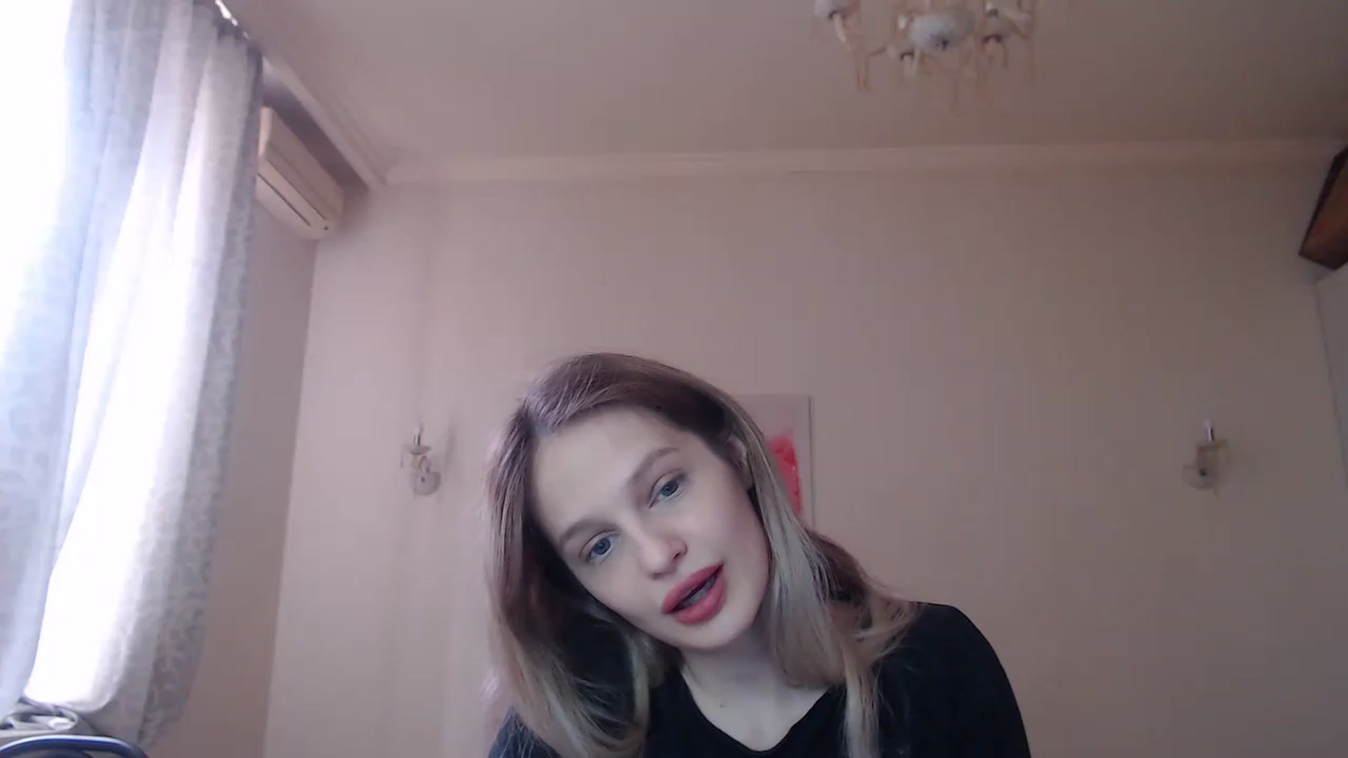 Gallery image thumbnail from Lola_vi's myfreecams stream on, 04/03/2023, 12:00 image 8 of 20