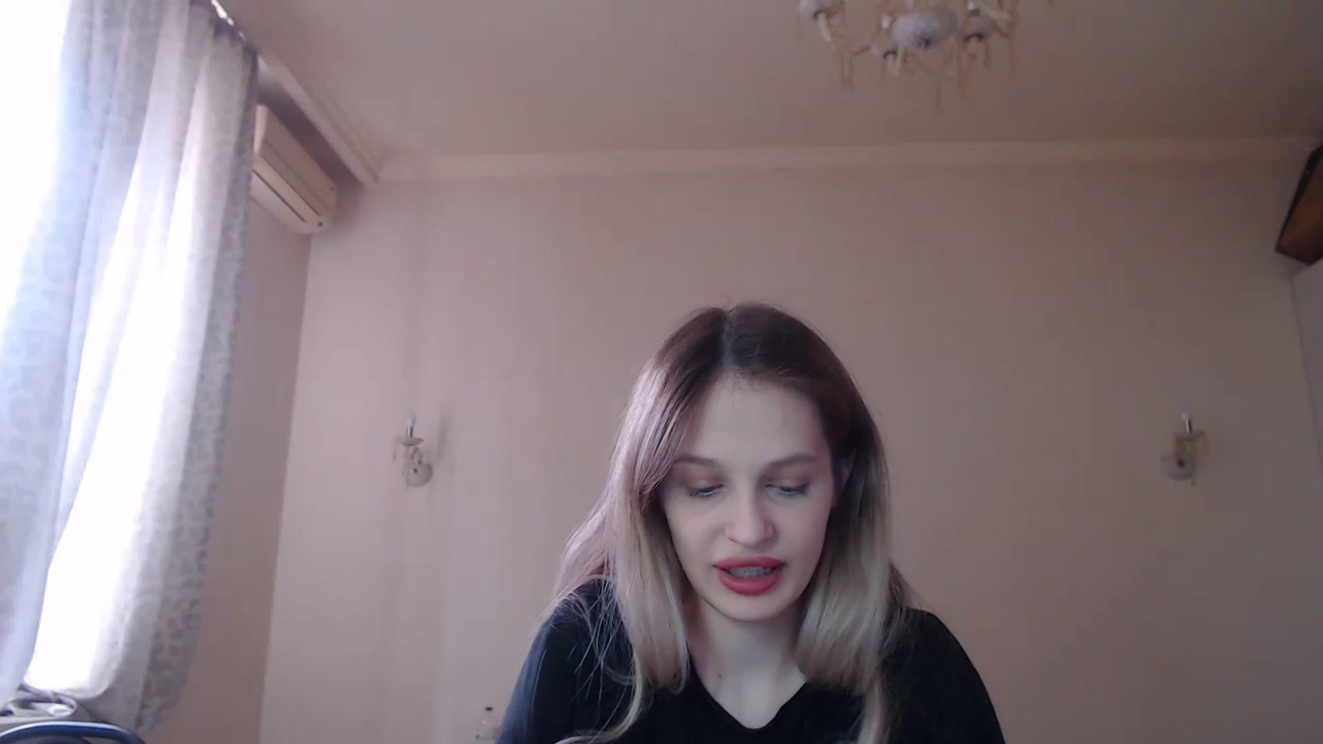 Gallery image thumbnail from Lola_vi's myfreecams stream on, 04/03/2023, 12:00 image 7 of 20