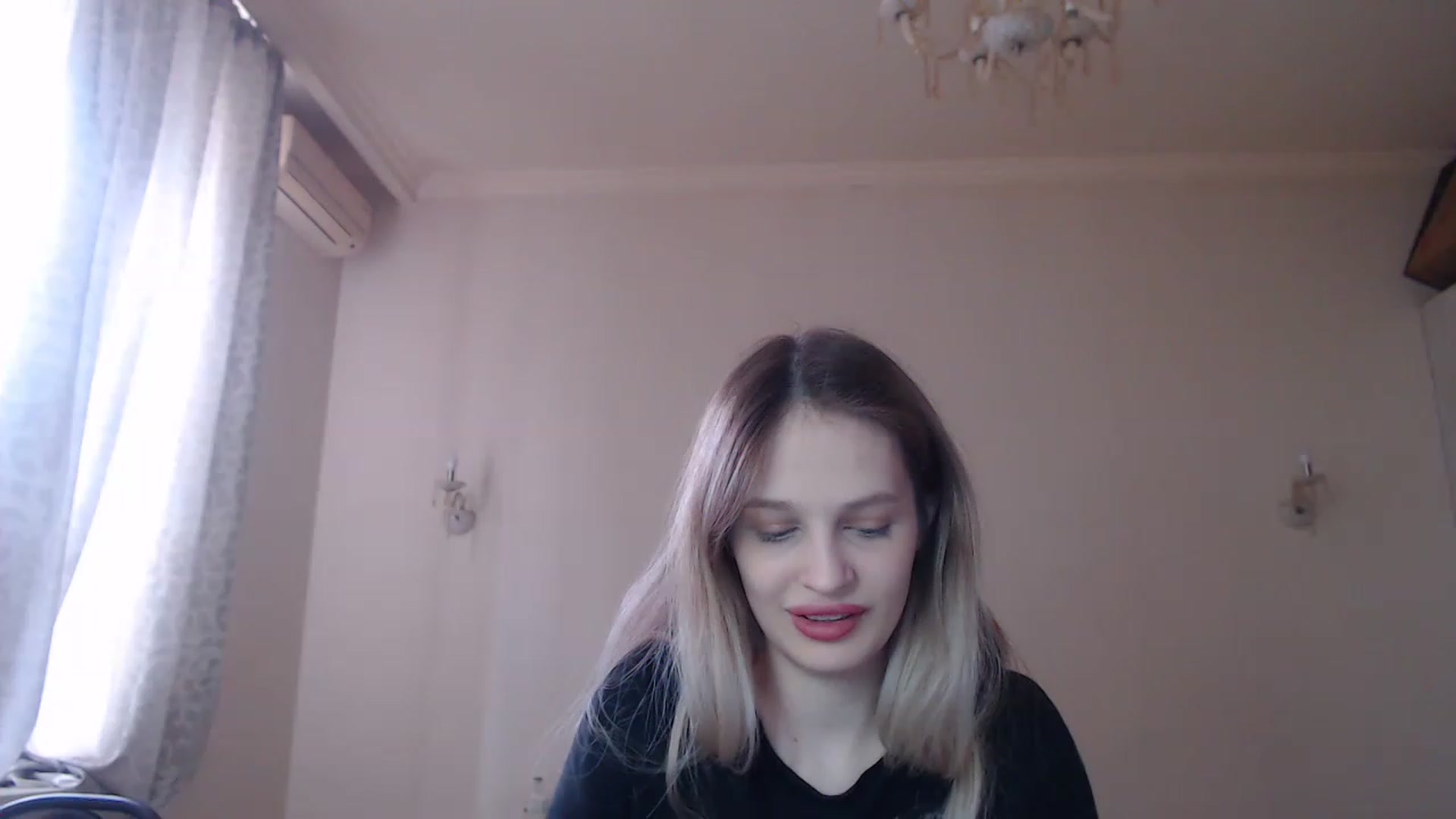 Gallery image thumbnail from Lola_vi's myfreecams stream on, 04/03/2023, 12:00 image 11 of 20