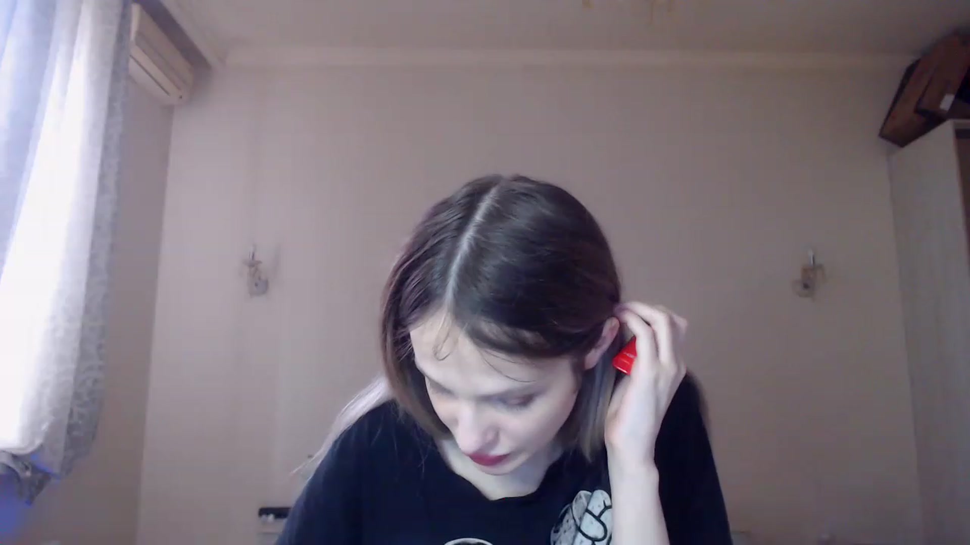 Gallery image thumbnail from Lola_vi's myfreecams stream on, 04/05/2023, 12:02 image 10 of 20