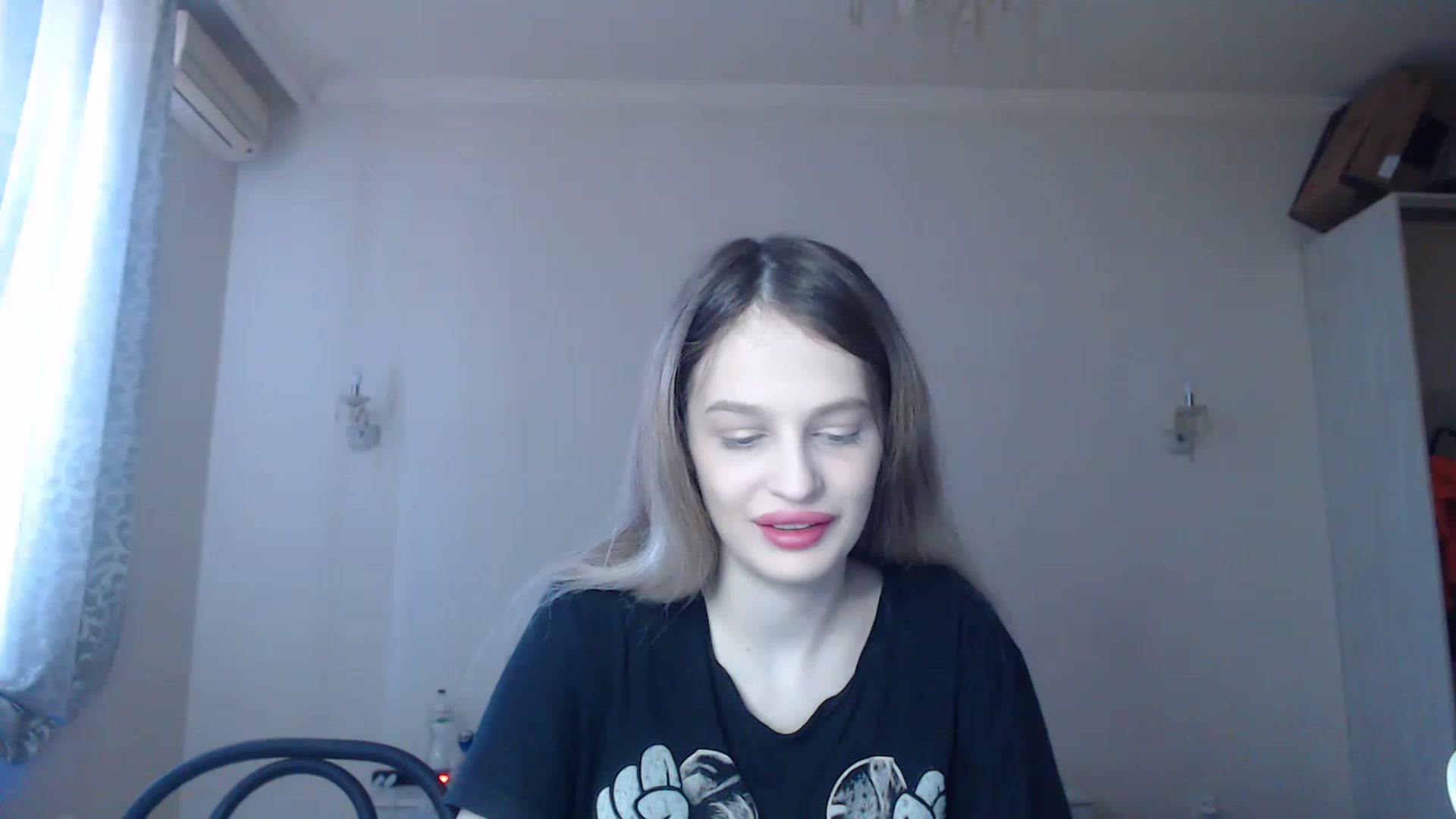 Gallery image thumbnail from Lola_vi's myfreecams stream on, 04/08/2023, 11:12 image 1 of 20
