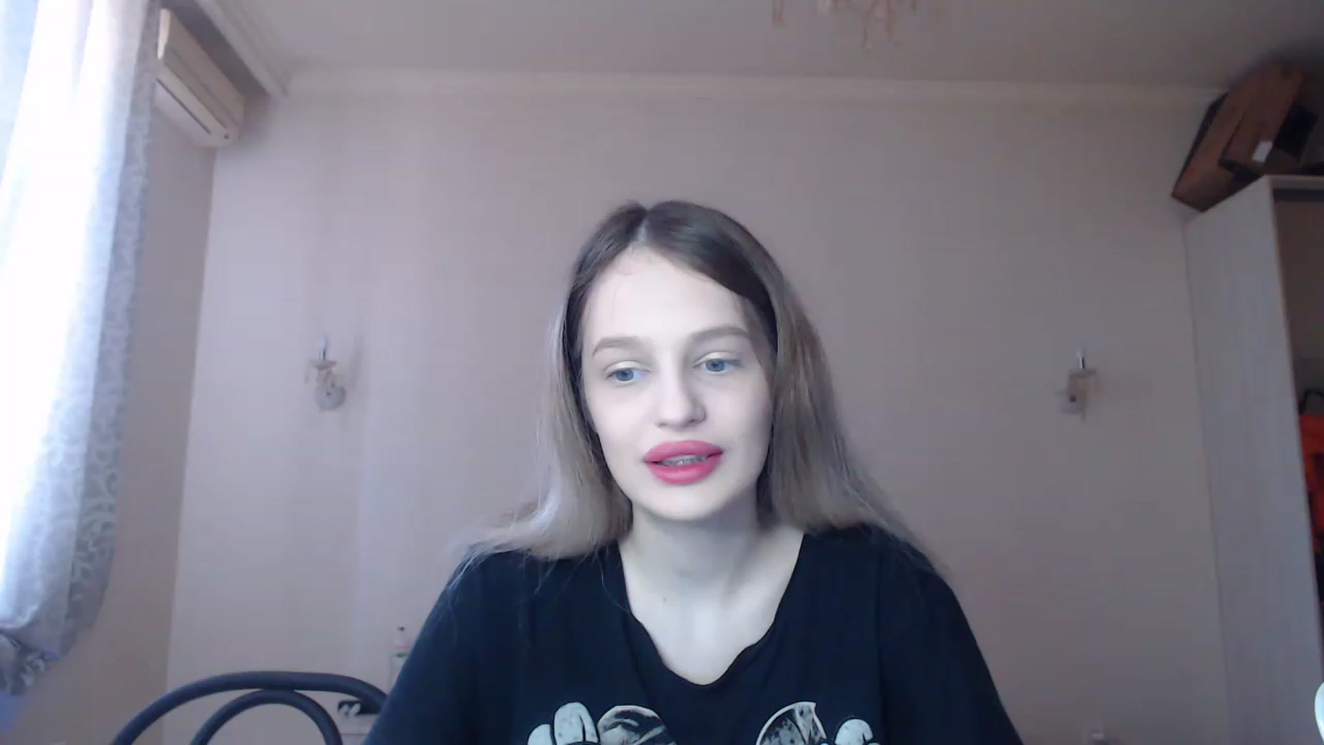 Gallery image thumbnail from Lola_vi's myfreecams stream on, 04/08/2023, 11:12 image 3 of 20