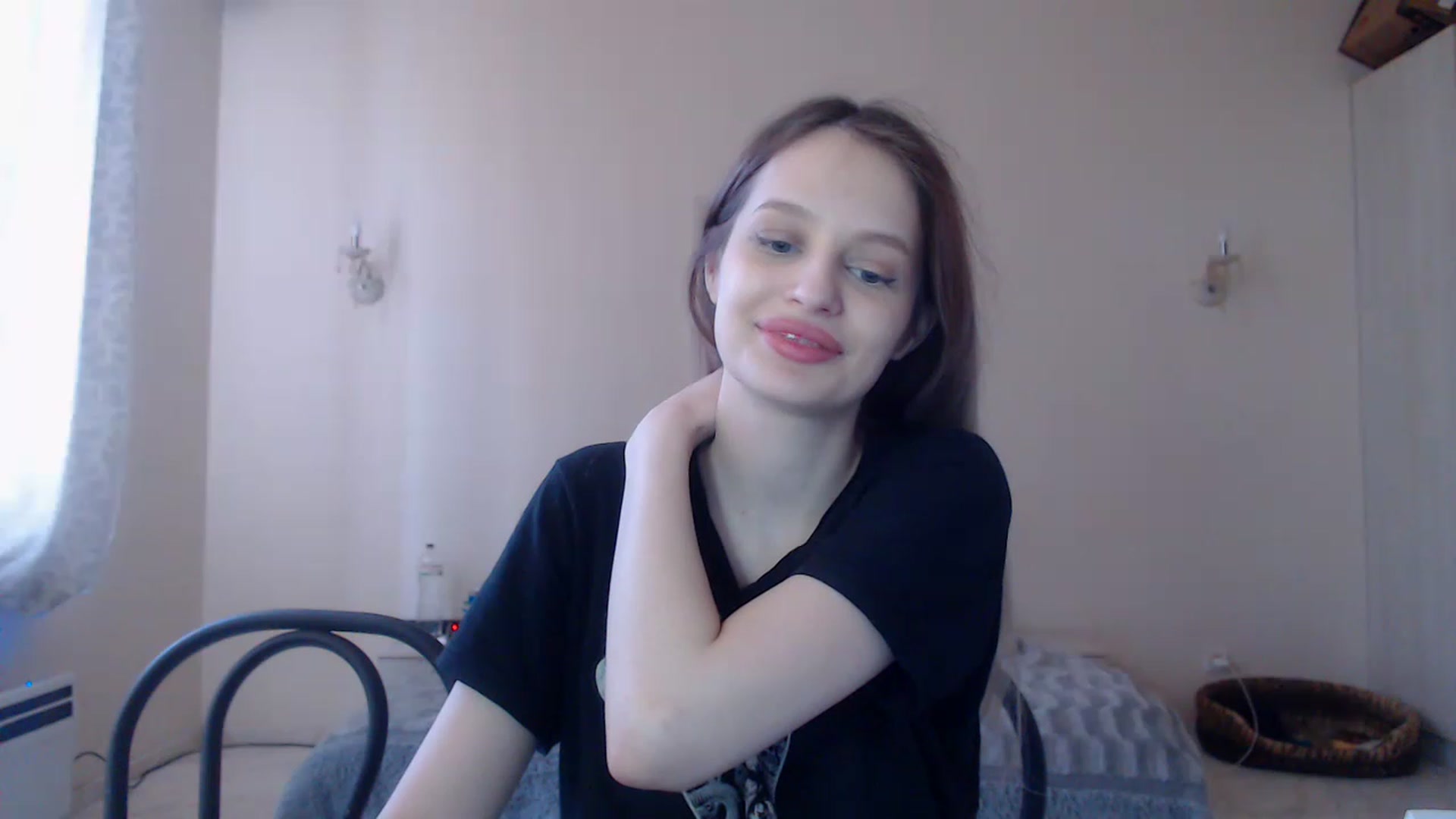 Gallery image thumbnail from Lola_vi's myfreecams stream on, 04/15/2023, 11:28 image 20 of 20
