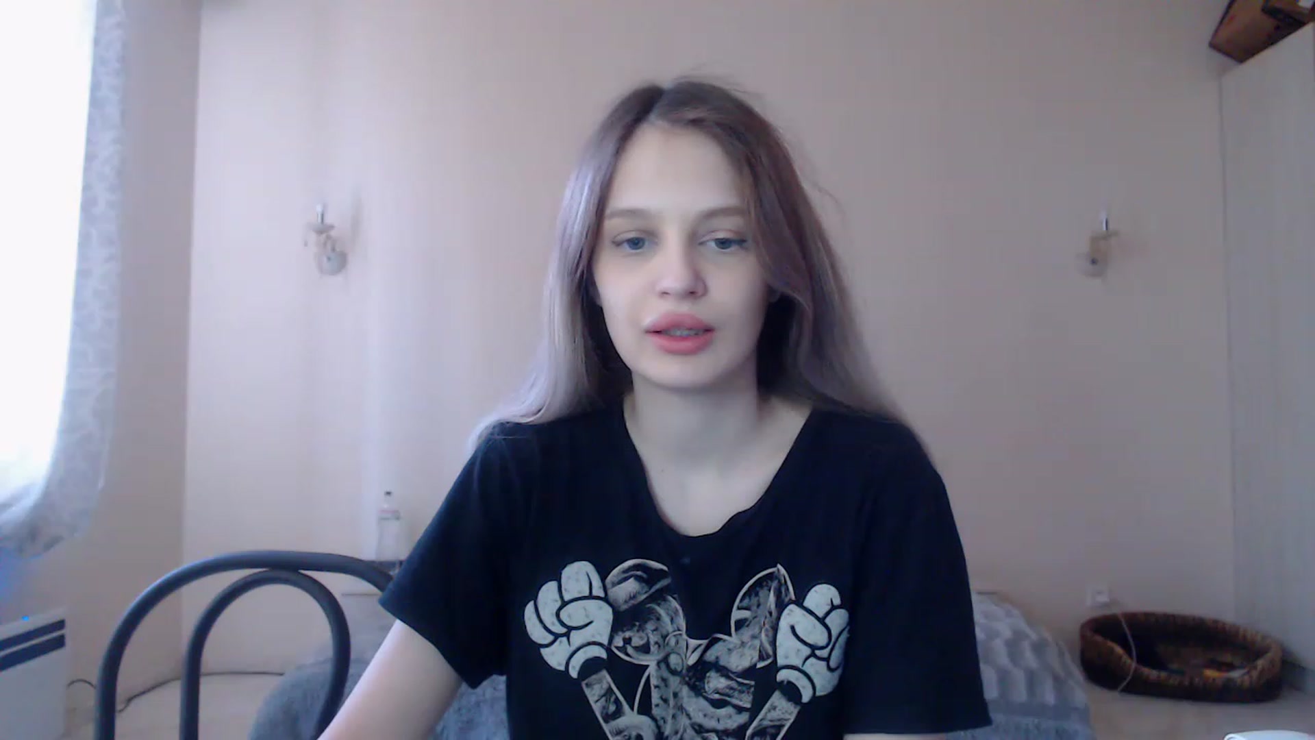 Gallery image thumbnail from Lola_vi's myfreecams stream on, 04/15/2023, 11:28 image 19 of 20