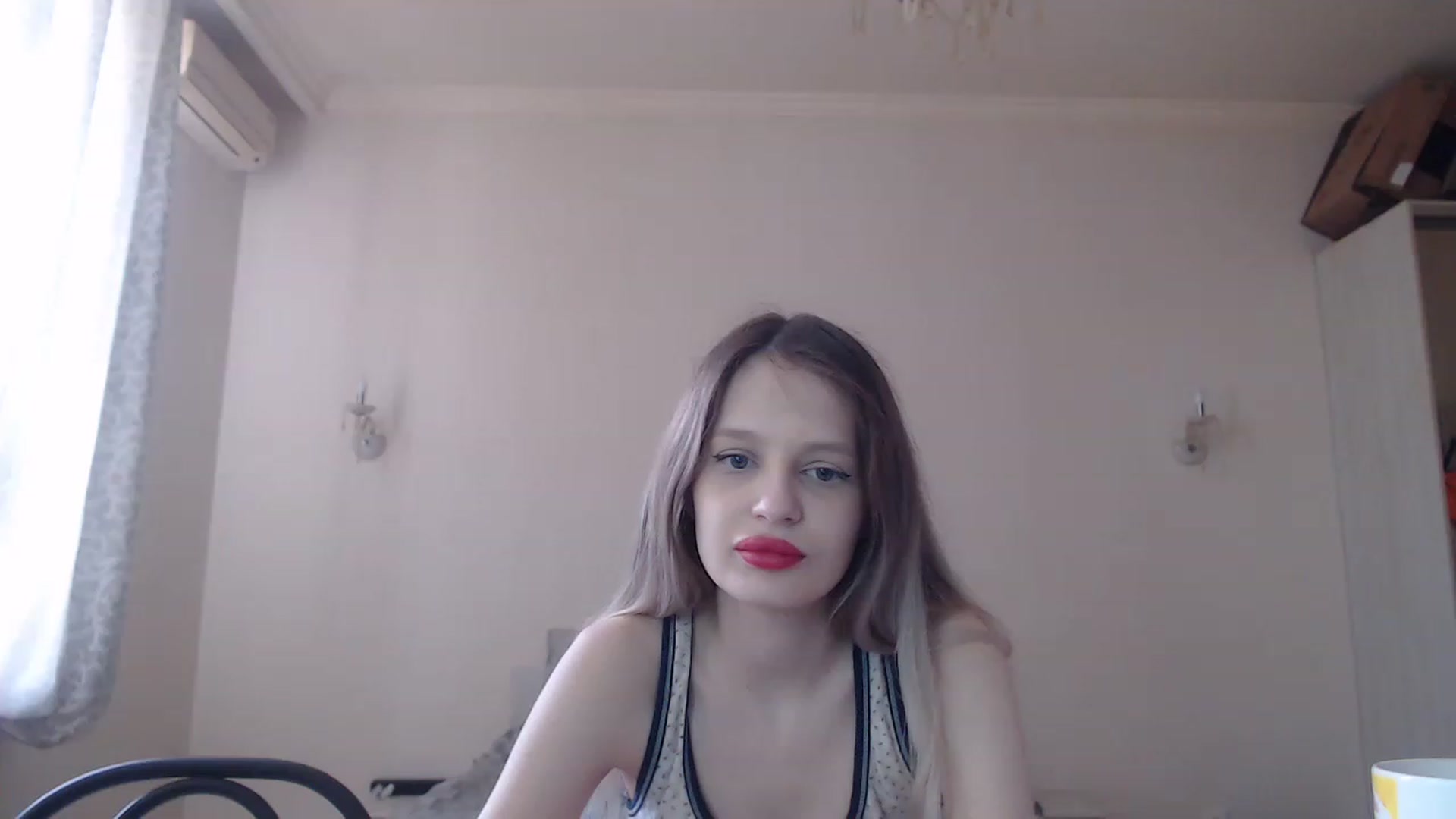 Gallery image thumbnail from Lola_vi's myfreecams stream on, 04/17/2023, 11:32 image 3 of 20