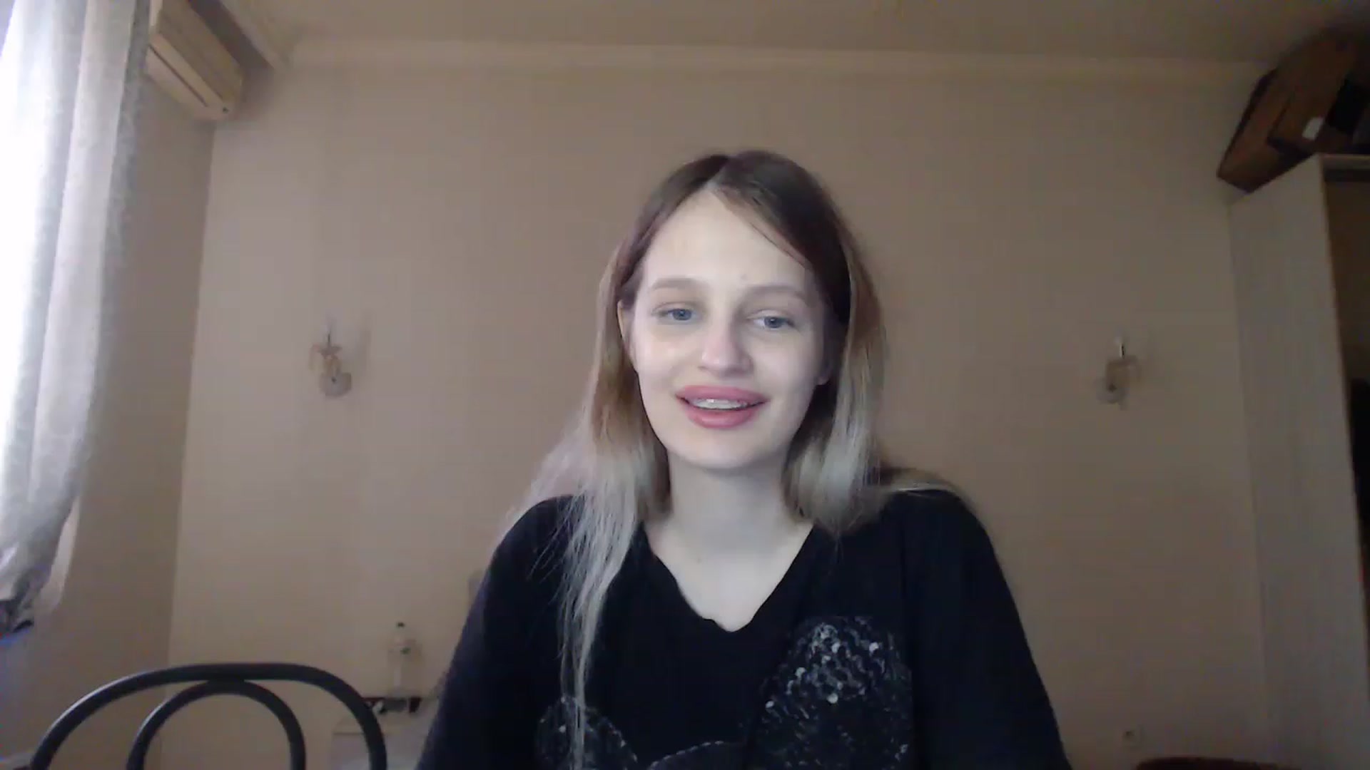 Gallery image thumbnail from Lola_vi's myfreecams stream on, 04/20/2023, 11:26 image 19 of 20