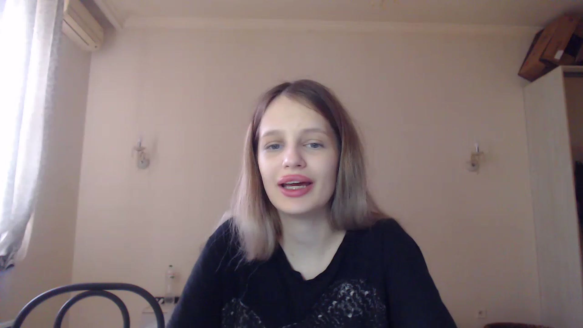 Gallery image thumbnail from Lola_vi's myfreecams stream on, 04/20/2023, 11:26 image 4 of 20