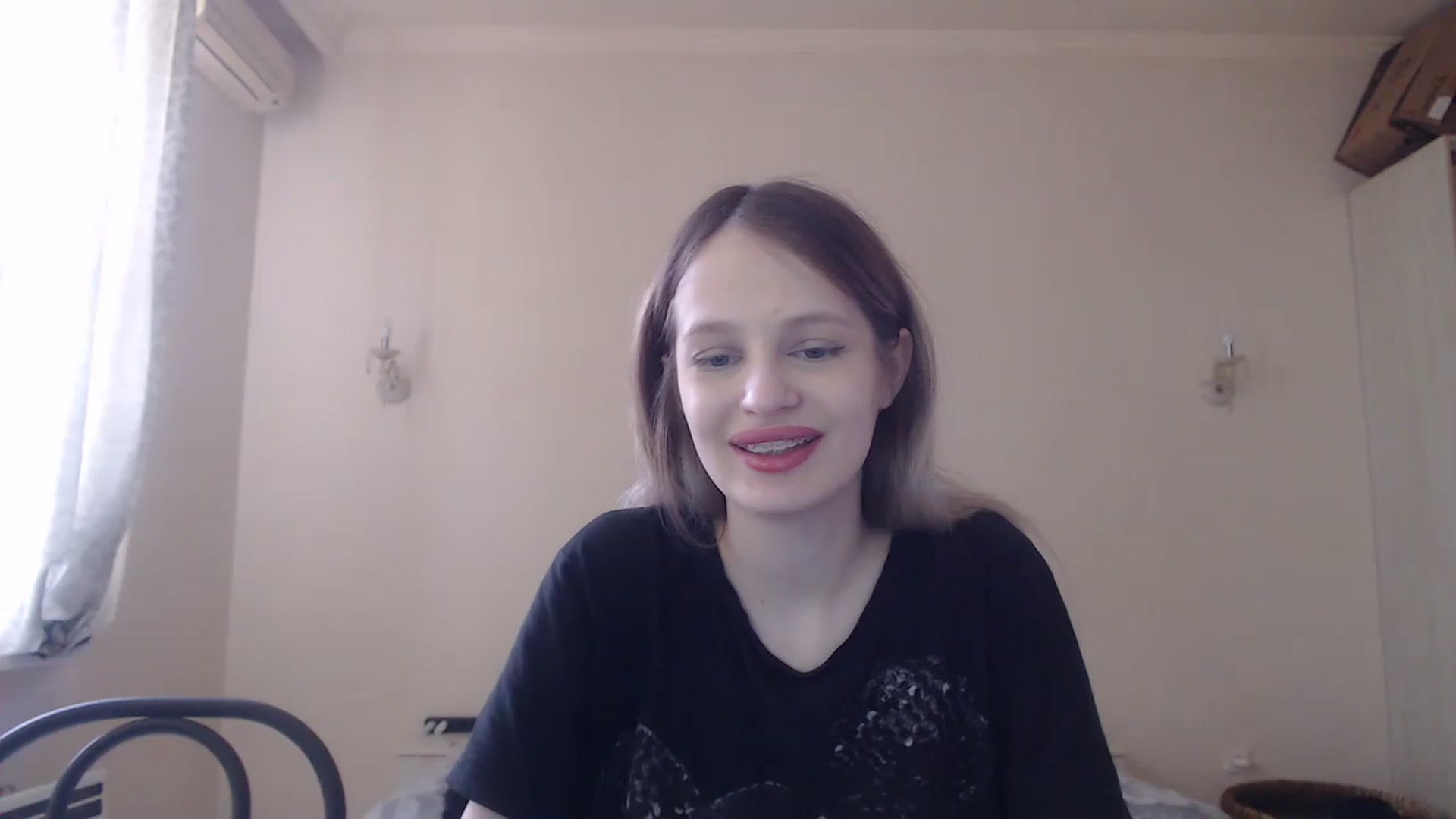 Gallery image thumbnail from Lola_vi's myfreecams stream on, 04/22/2023, 10:39 image 13 of 20