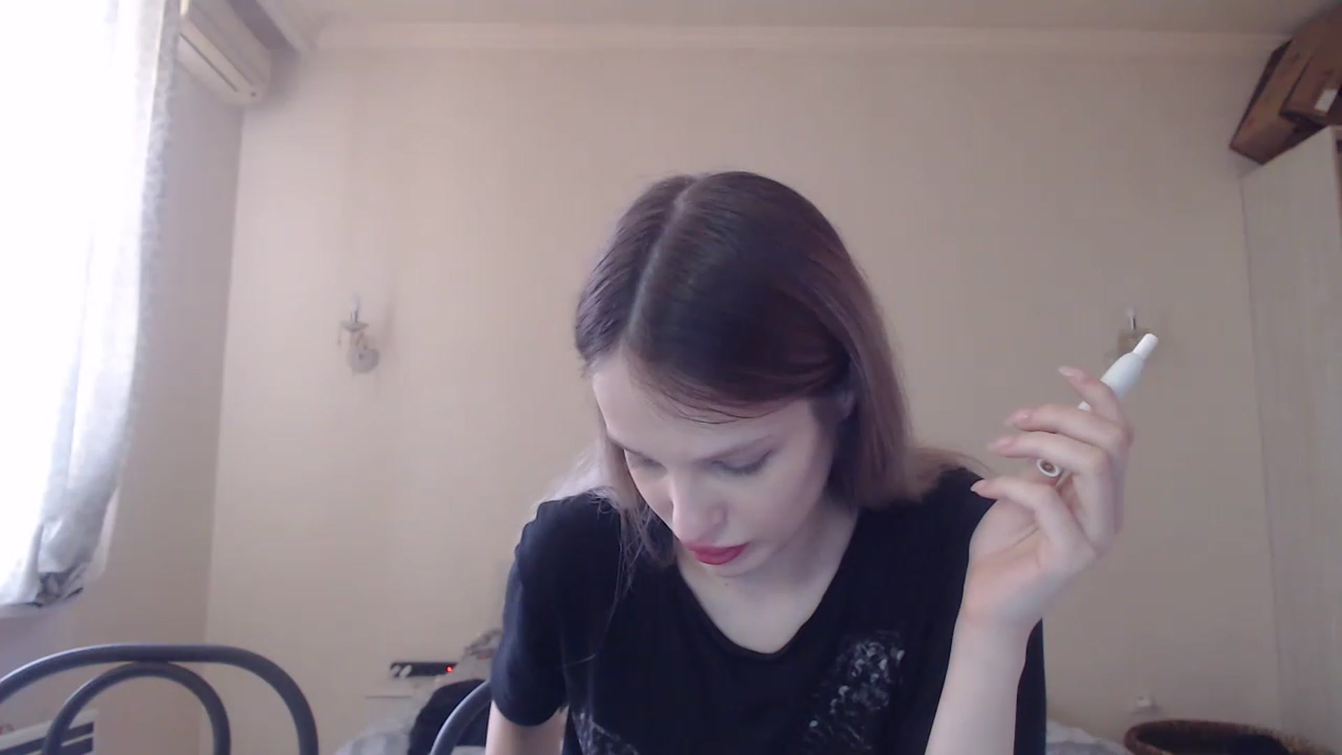 Gallery image thumbnail from Lola_vi's myfreecams stream on, 04/22/2023, 10:39 image 11 of 20