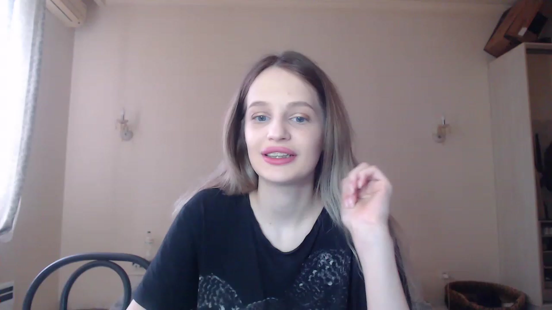 Gallery image thumbnail from Lola_vi's myfreecams stream on, 04/29/2023, 11:00 image 9 of 20
