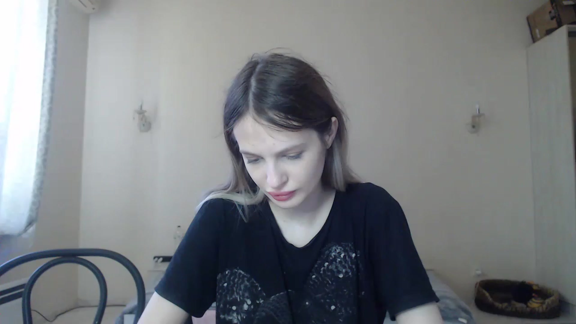 Gallery image thumbnail from Lola_vi's myfreecams stream on, 05/02/2023, 10:49 image 11 of 20