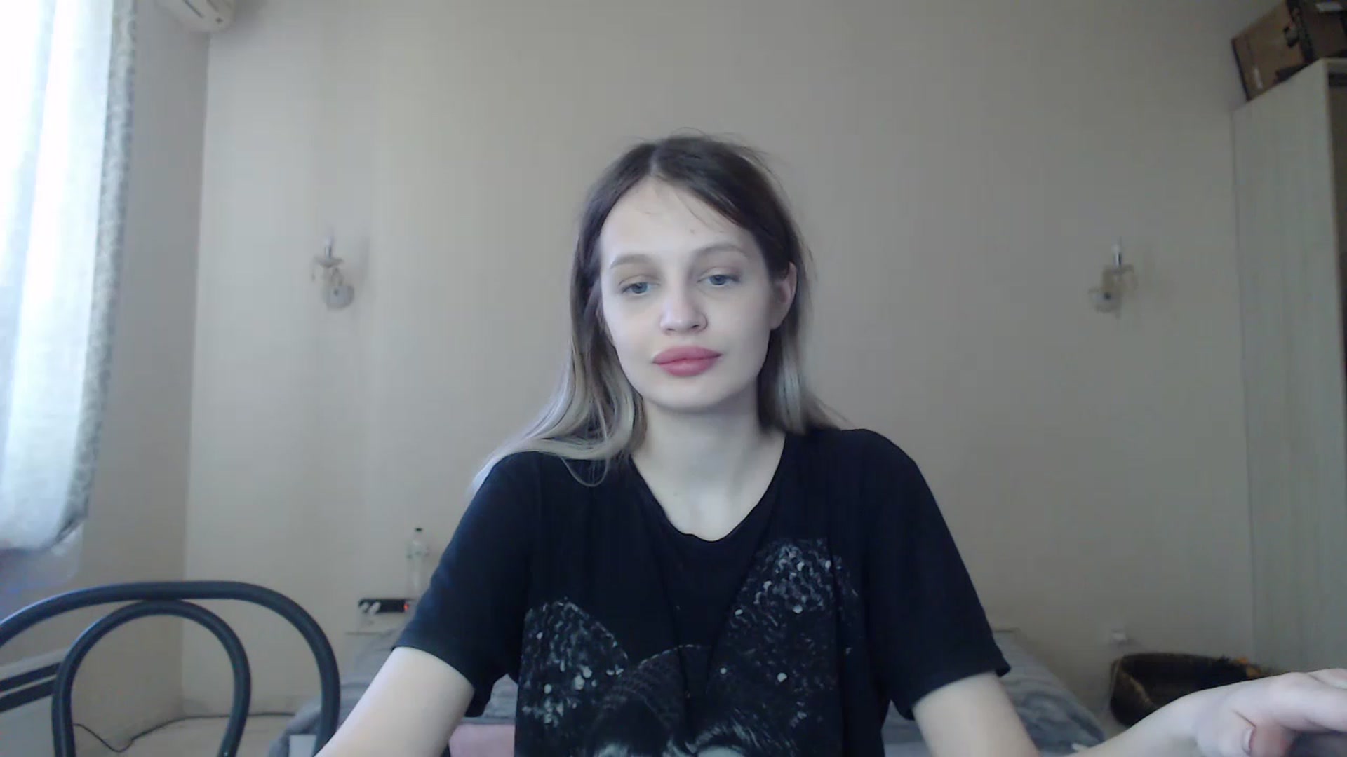 Gallery image thumbnail from Lola_vi's myfreecams stream on, 05/02/2023, 10:49 image 15 of 20