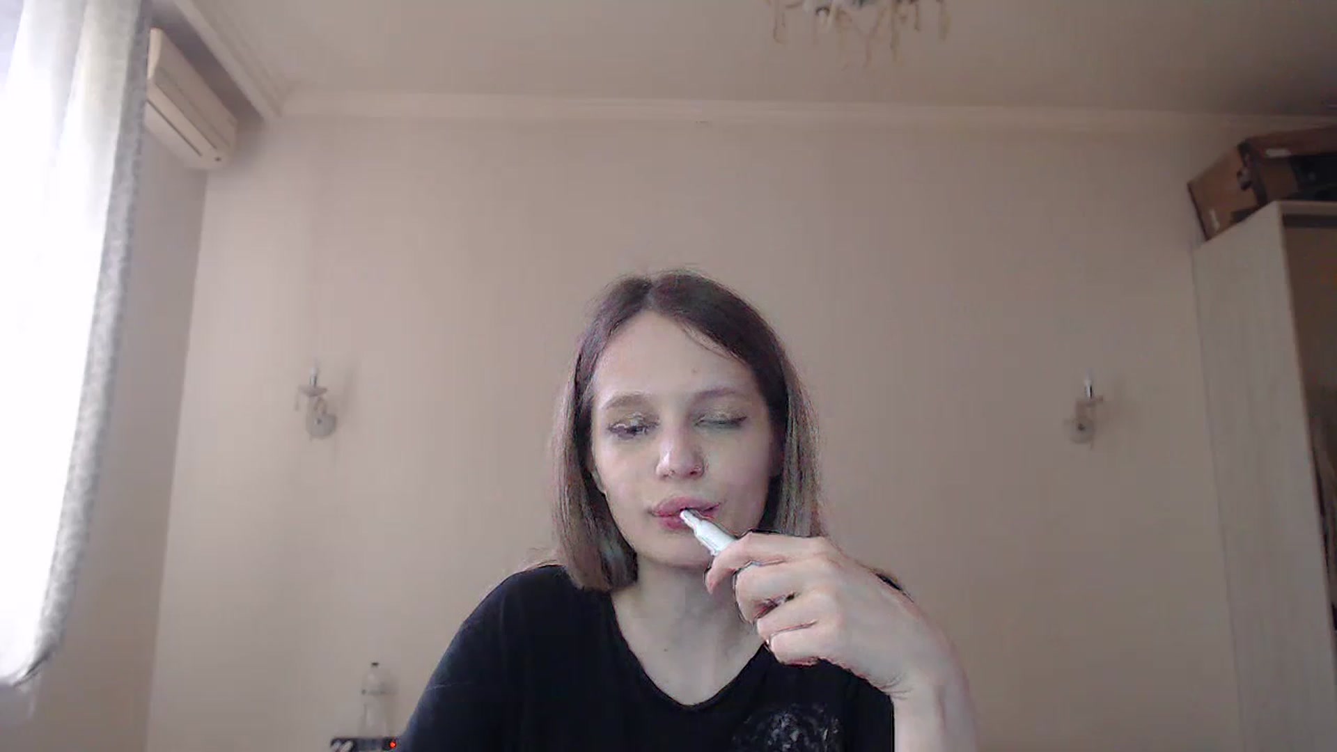 Gallery image thumbnail from Lola_vi's myfreecams stream on, 05/04/2023, 11:40 image 15 of 20