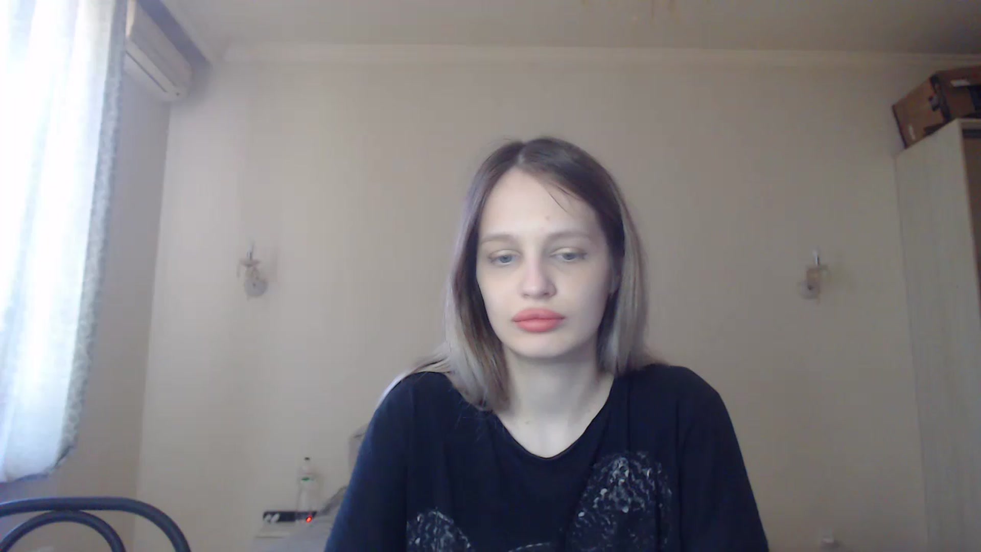 Gallery image thumbnail from Lola_vi's myfreecams stream on, 05/06/2023, 11:41 image 14 of 20