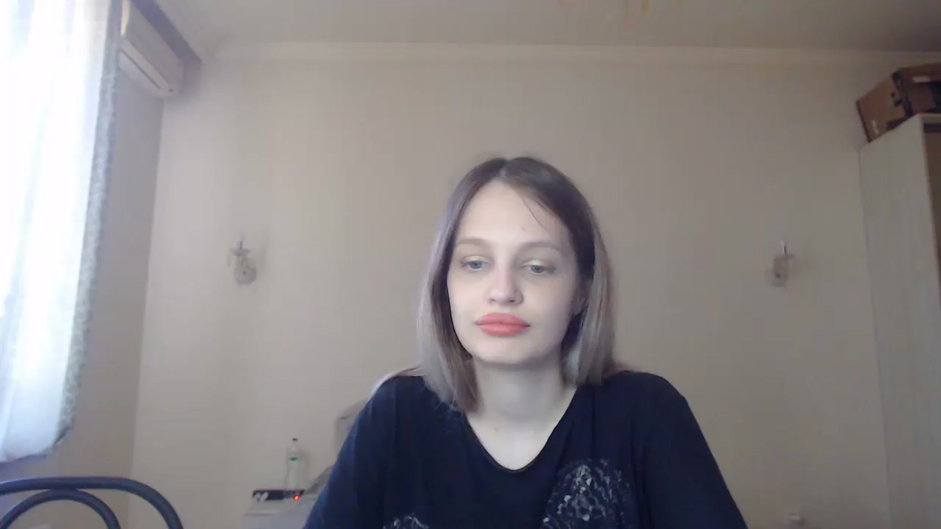 Gallery image thumbnail from Lola_vi's myfreecams stream on, 05/06/2023, 11:41 image 9 of 20