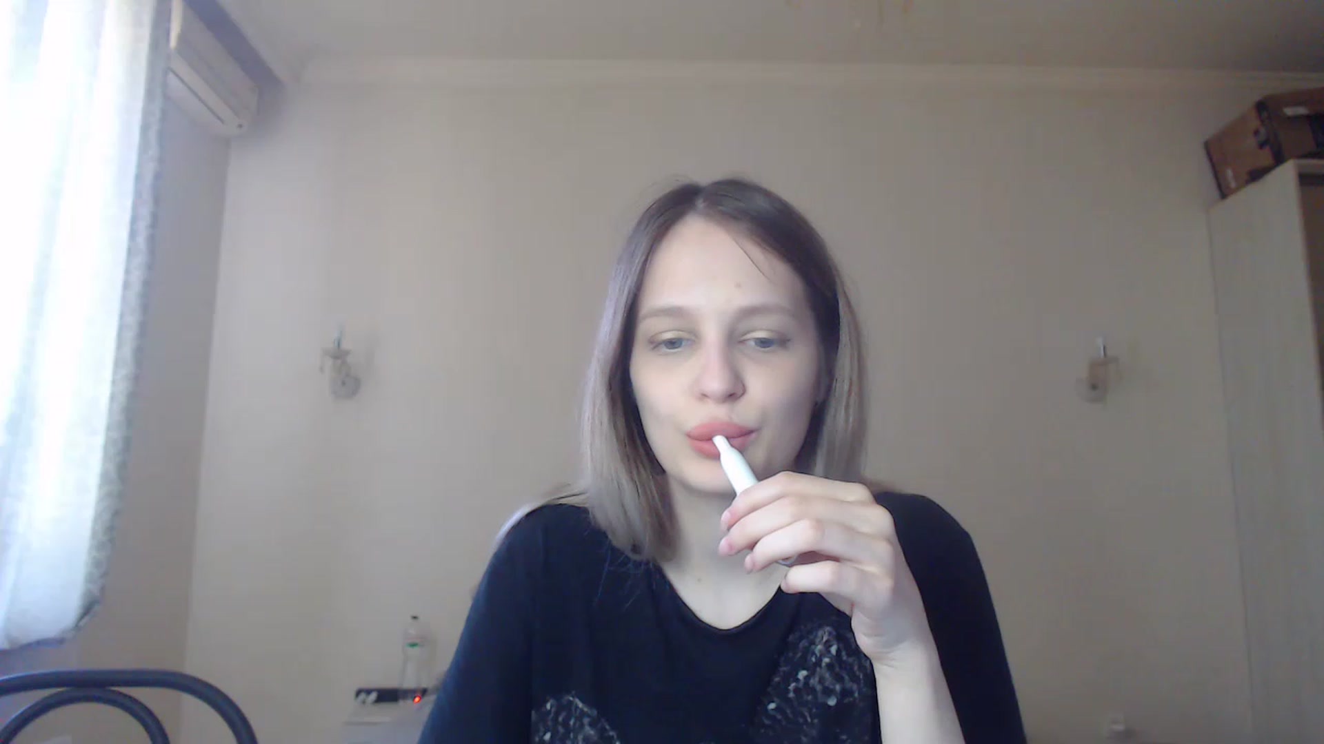 Gallery image thumbnail from Lola_vi's myfreecams stream on, 05/06/2023, 11:41 image 16 of 20