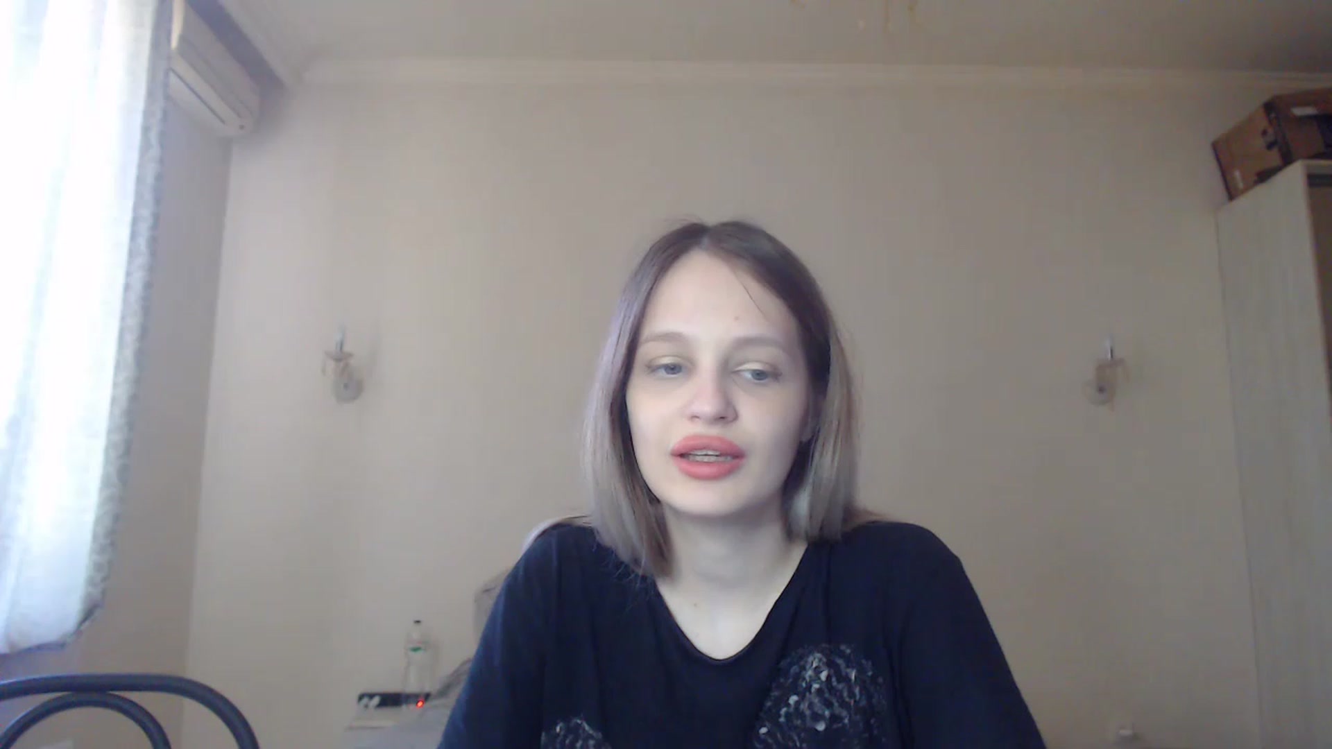 Gallery image thumbnail from Lola_vi's myfreecams stream on, 05/06/2023, 11:41 image 8 of 20