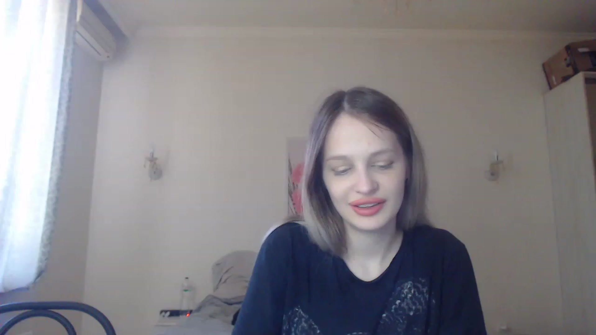 Gallery image thumbnail from Lola_vi's myfreecams stream on, 05/06/2023, 11:41 image 13 of 20