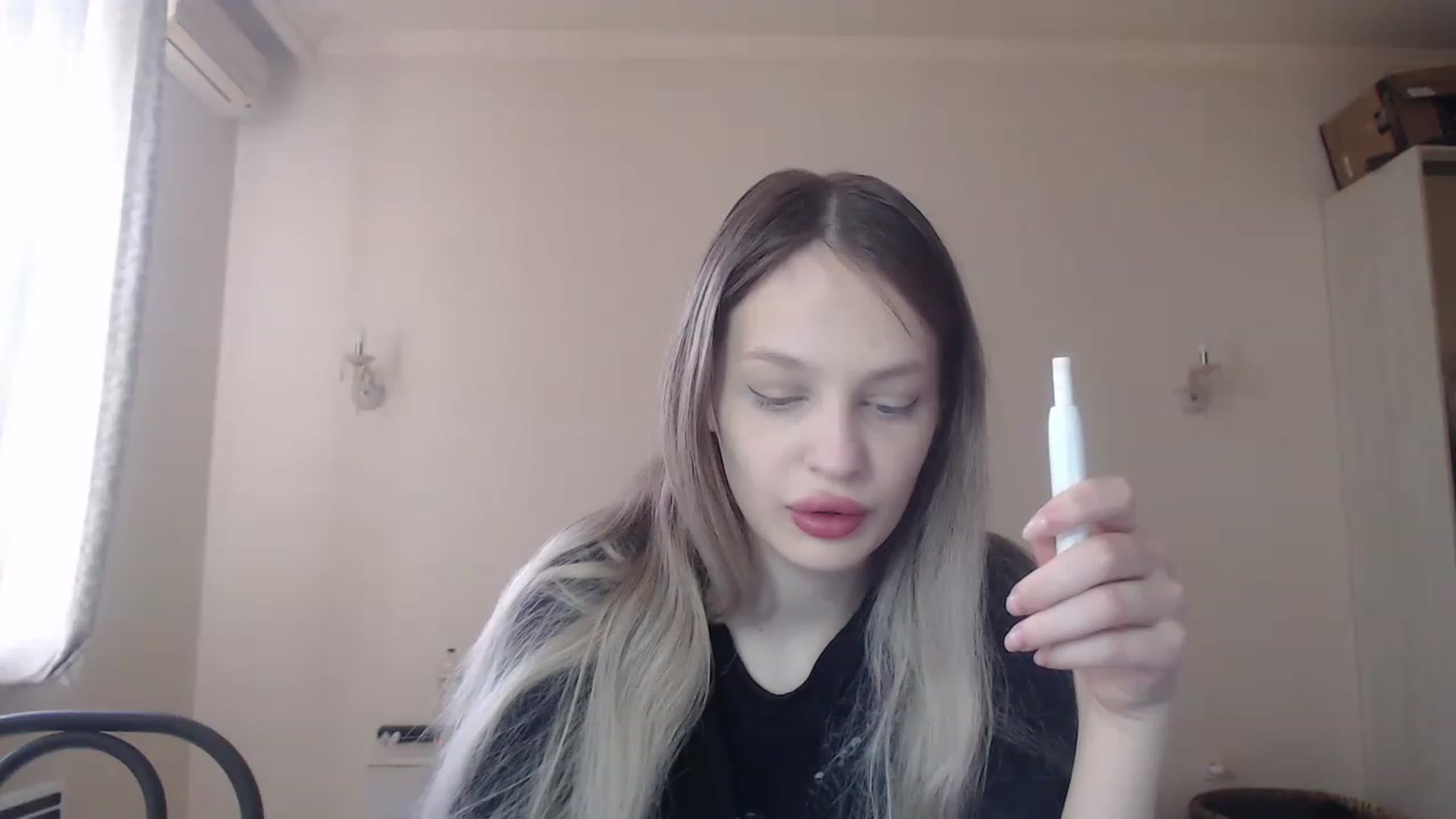 Gallery image thumbnail from Lola_vi's myfreecams stream on, 05/08/2023, 10:24 image 2 of 20