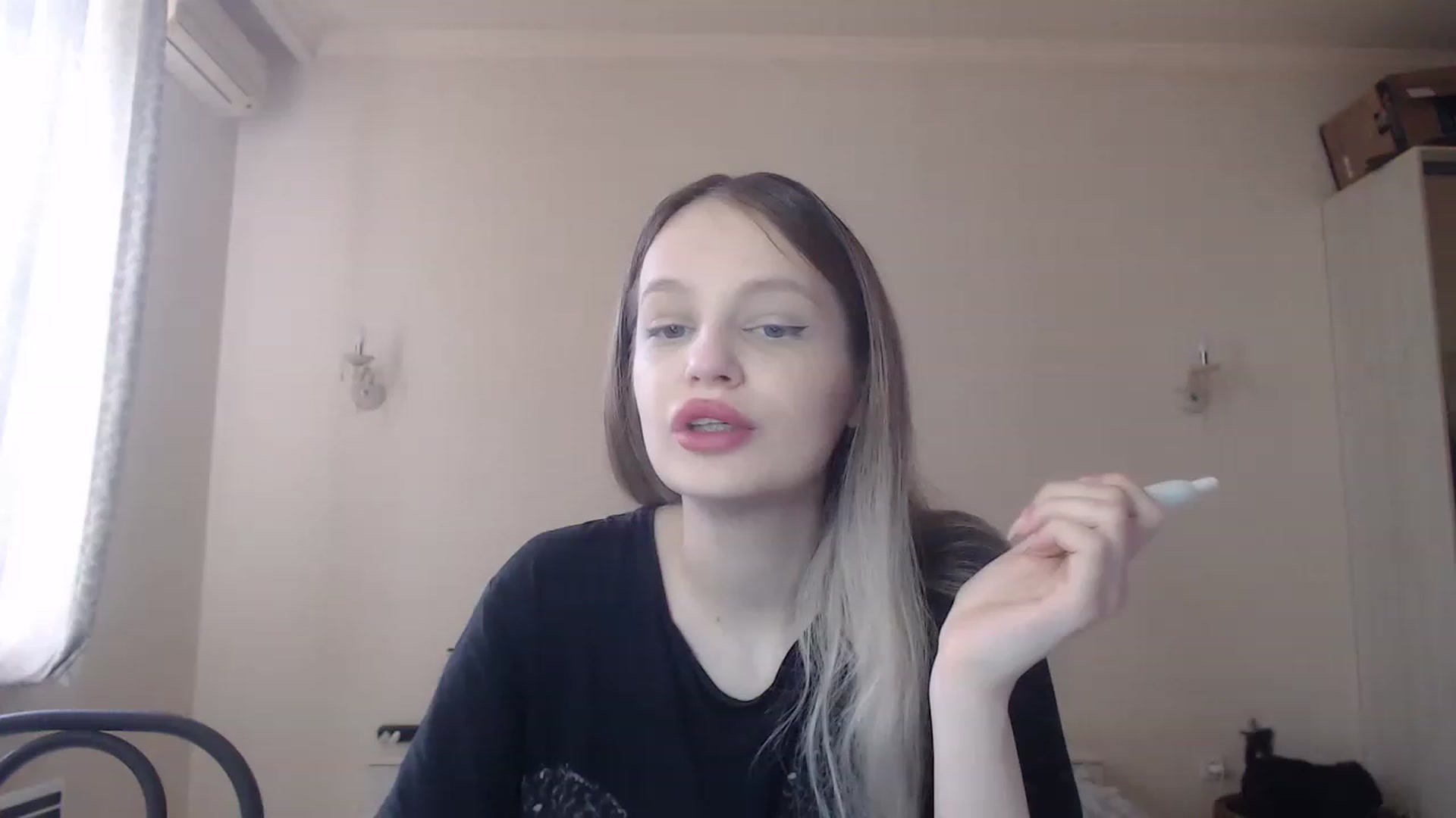 Gallery image thumbnail from Lola_vi's myfreecams stream on, 05/08/2023, 10:24 image 1 of 20