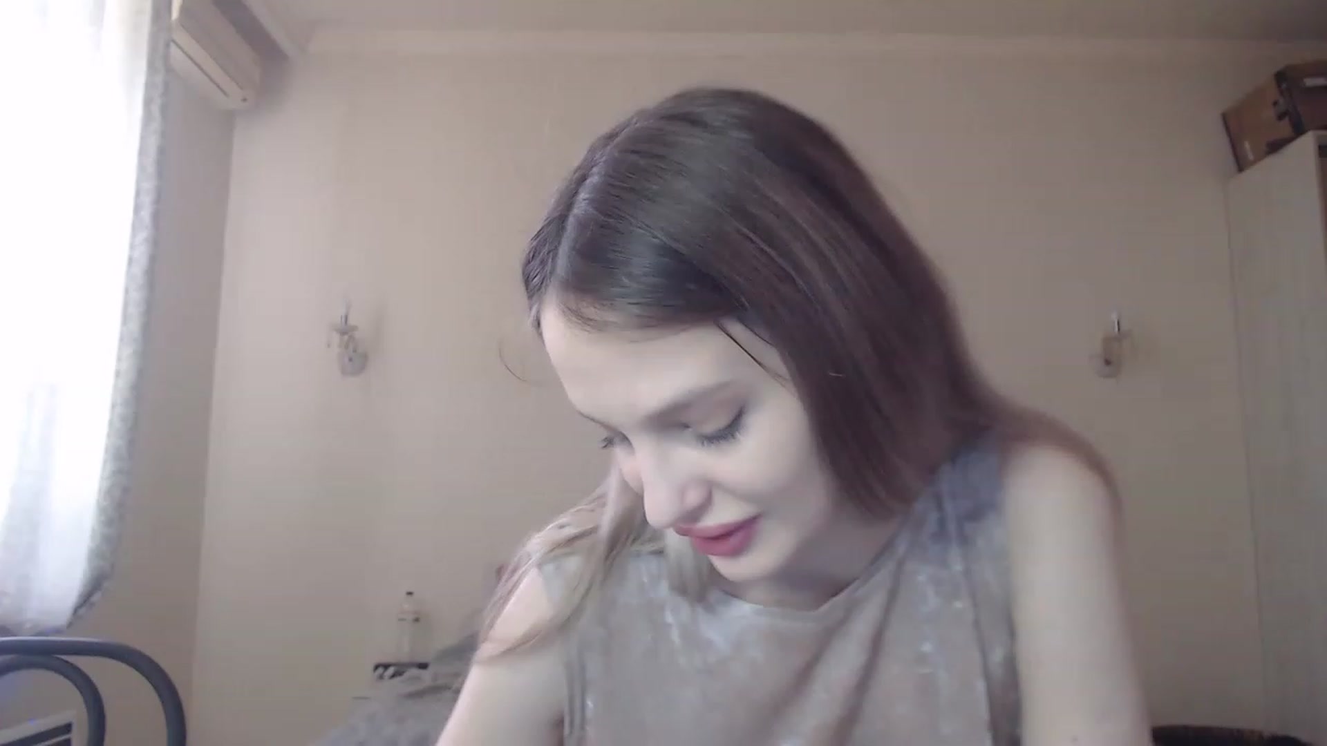 Gallery image thumbnail from Lola_vi's myfreecams stream on, 05/11/2023, 10:23 image 7 of 20