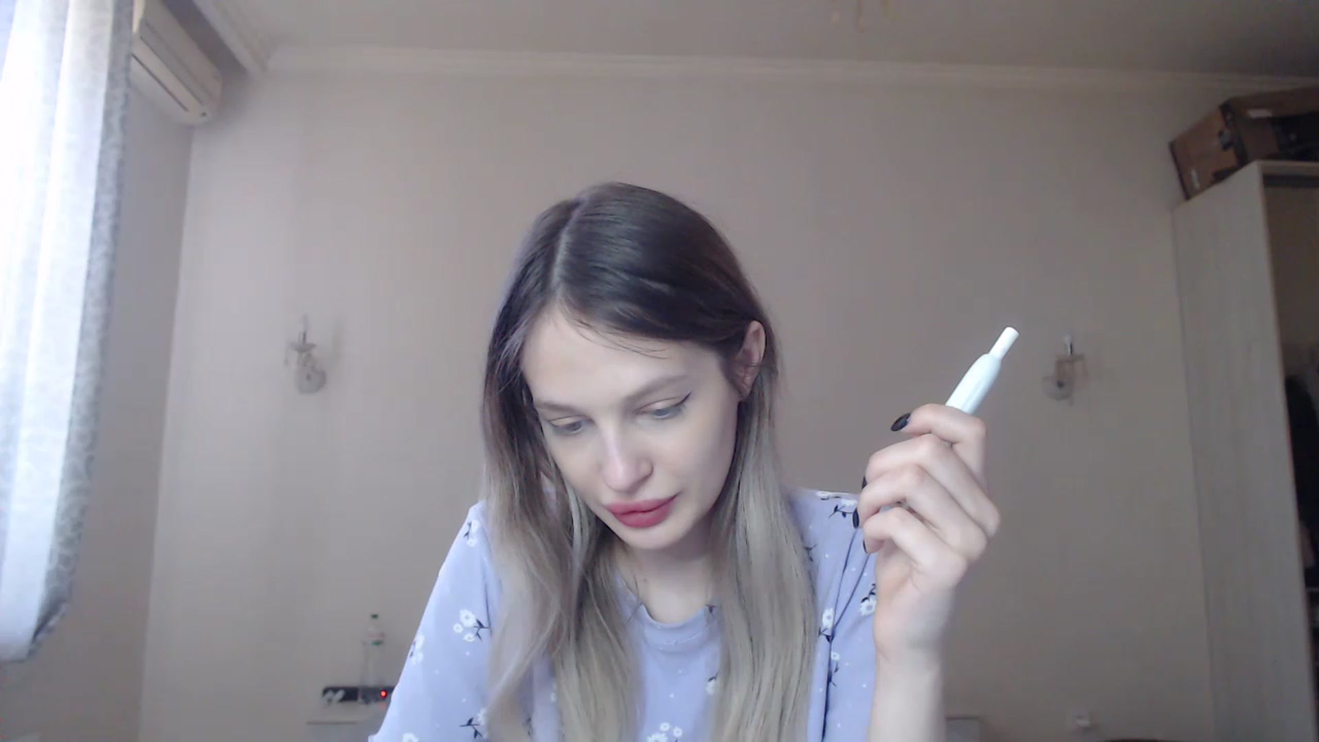 Gallery image thumbnail from Lola_vi's myfreecams stream on, 05/18/2023, 11:29 image 19 of 20