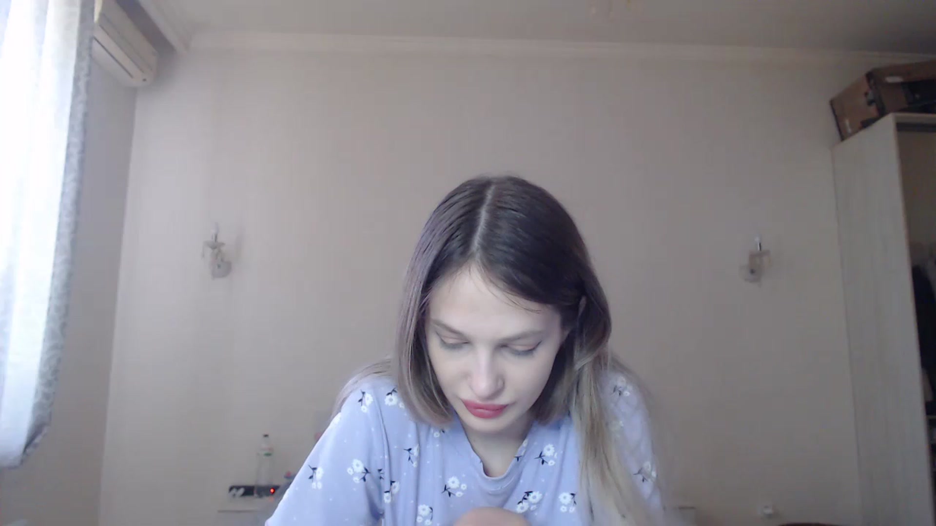 Gallery image thumbnail from Lola_vi's myfreecams stream on, 05/18/2023, 11:29 image 1 of 20