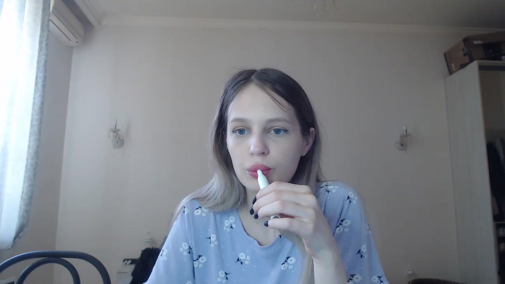 Gallery image thumbnail from Lola_vi's myfreecams stream on, 05/19/2023, 11:18 image 1 of 20
