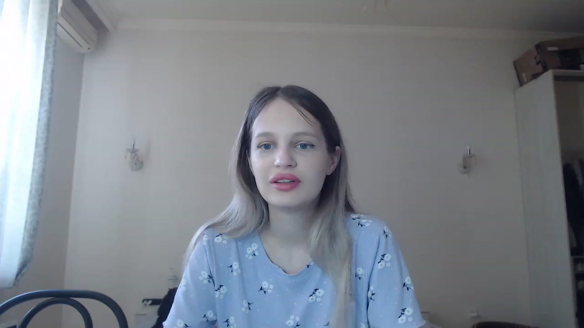 Gallery image thumbnail from Lola_vi's myfreecams stream on, 05/19/2023, 11:18 image 3 of 20