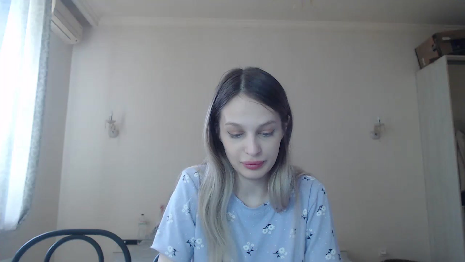 Gallery image thumbnail from Lola_vi's myfreecams stream on, 05/20/2023, 11:06 image 15 of 20