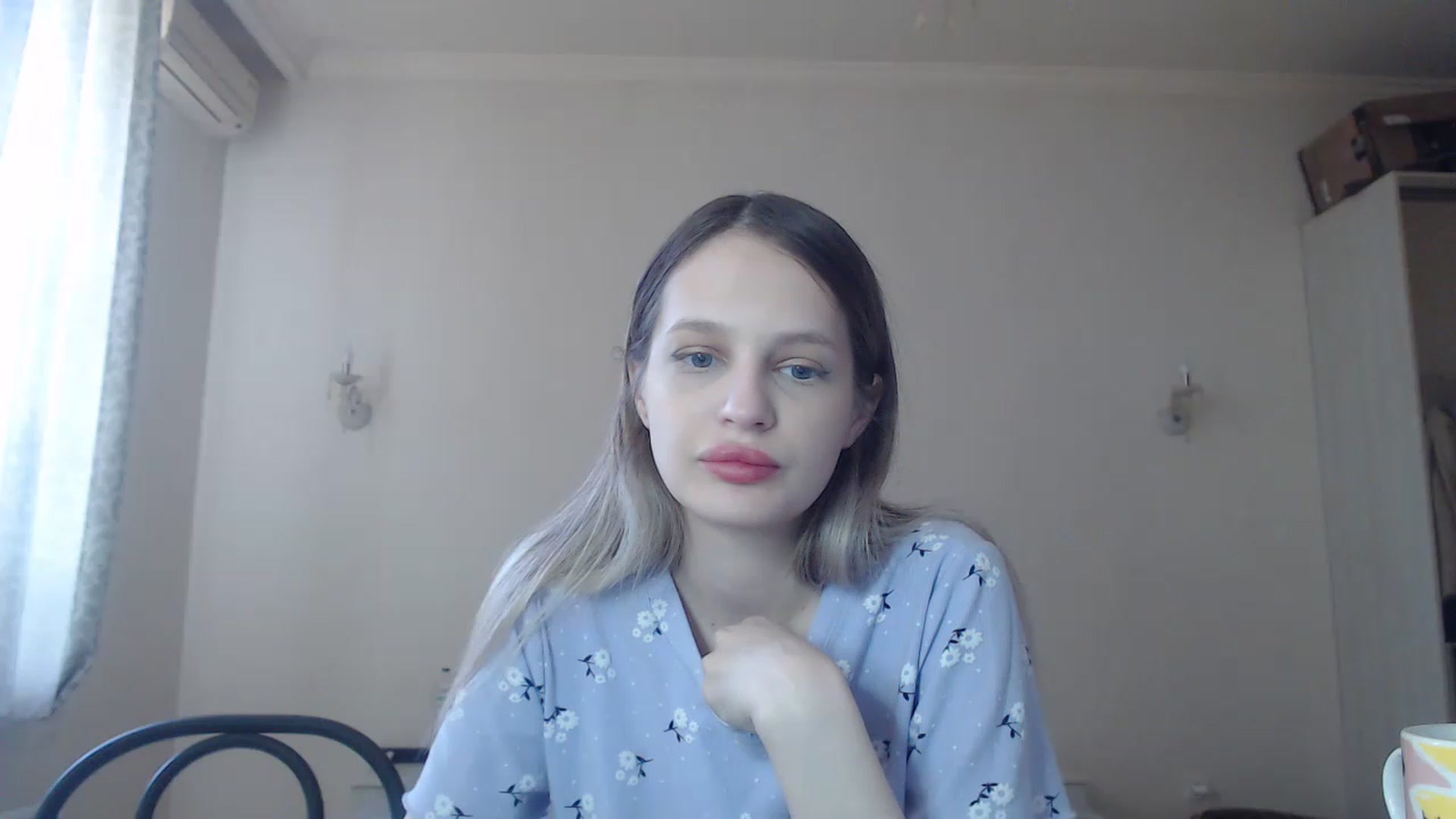 Gallery image thumbnail from Lola_vi's myfreecams stream on, 05/20/2023, 11:06 image 7 of 20