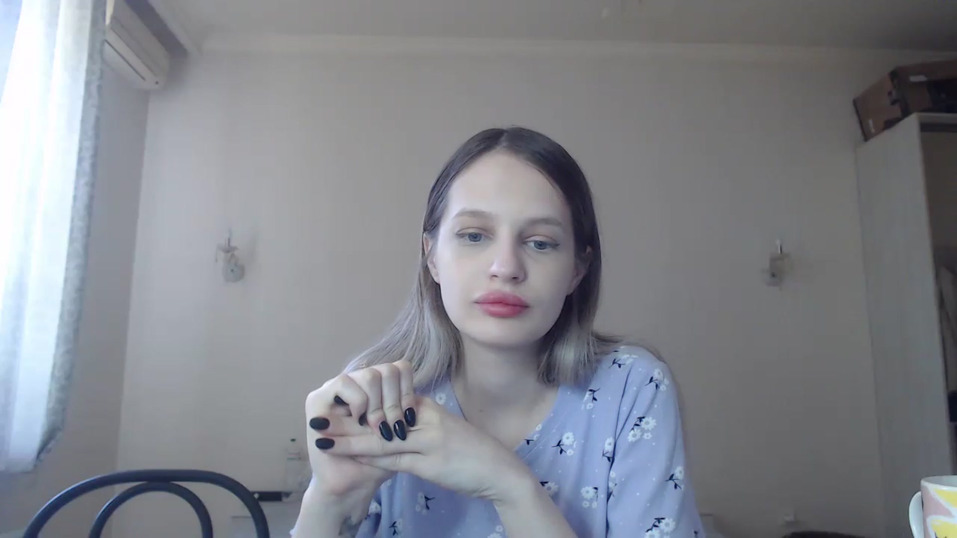 Gallery image thumbnail from Lola_vi's myfreecams stream on, 05/20/2023, 11:06 image 6 of 20