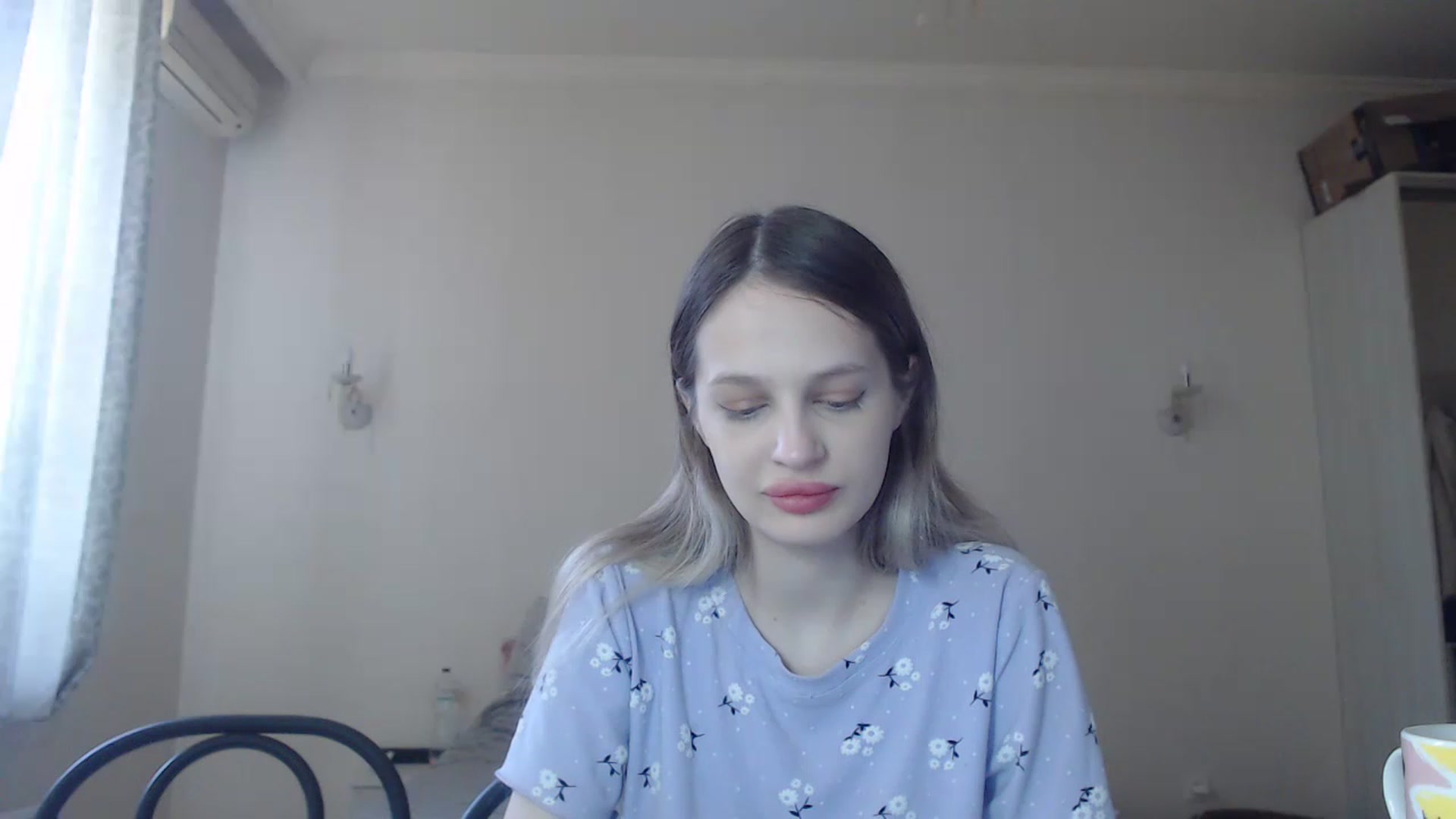 Gallery image thumbnail from Lola_vi's myfreecams stream on, 05/20/2023, 11:06 image 5 of 20