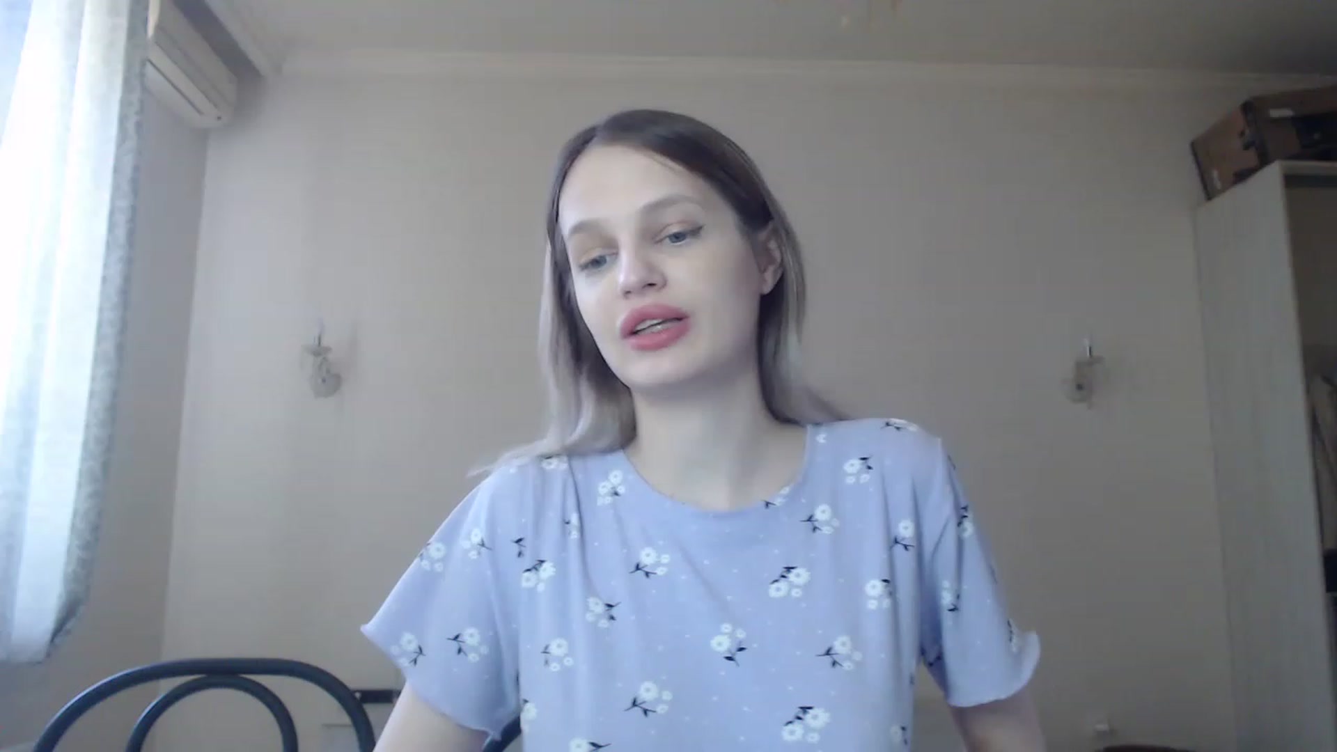 Gallery image thumbnail from Lola_vi's myfreecams stream on, 05/20/2023, 11:06 image 18 of 20