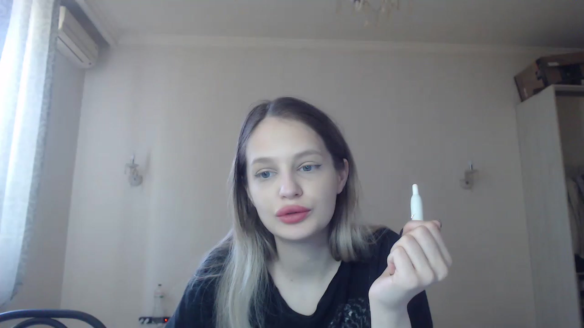 Gallery image thumbnail from Lola_vi's myfreecams stream on, 05/21/2023, 11:16 image 11 of 20