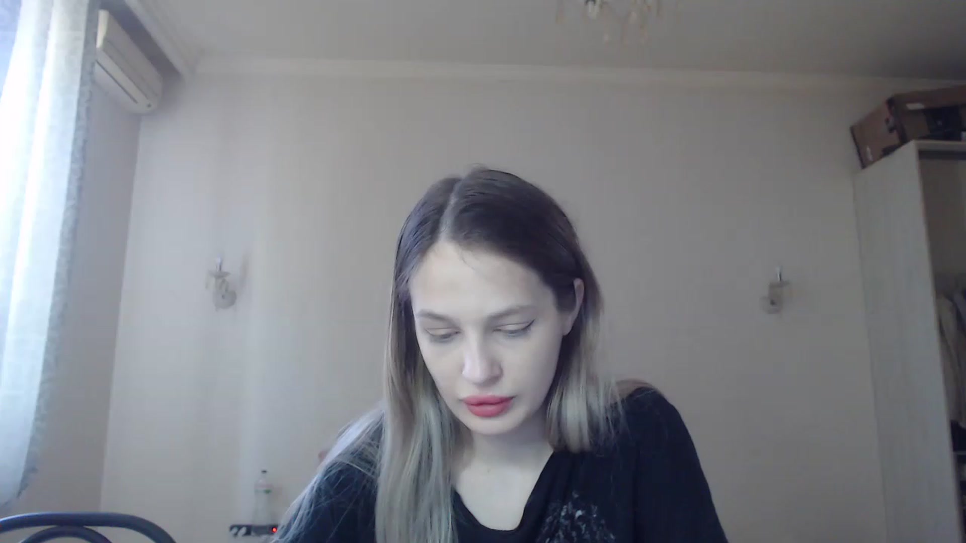Gallery image thumbnail from Lola_vi's myfreecams stream on, 05/21/2023, 11:16 image 15 of 20