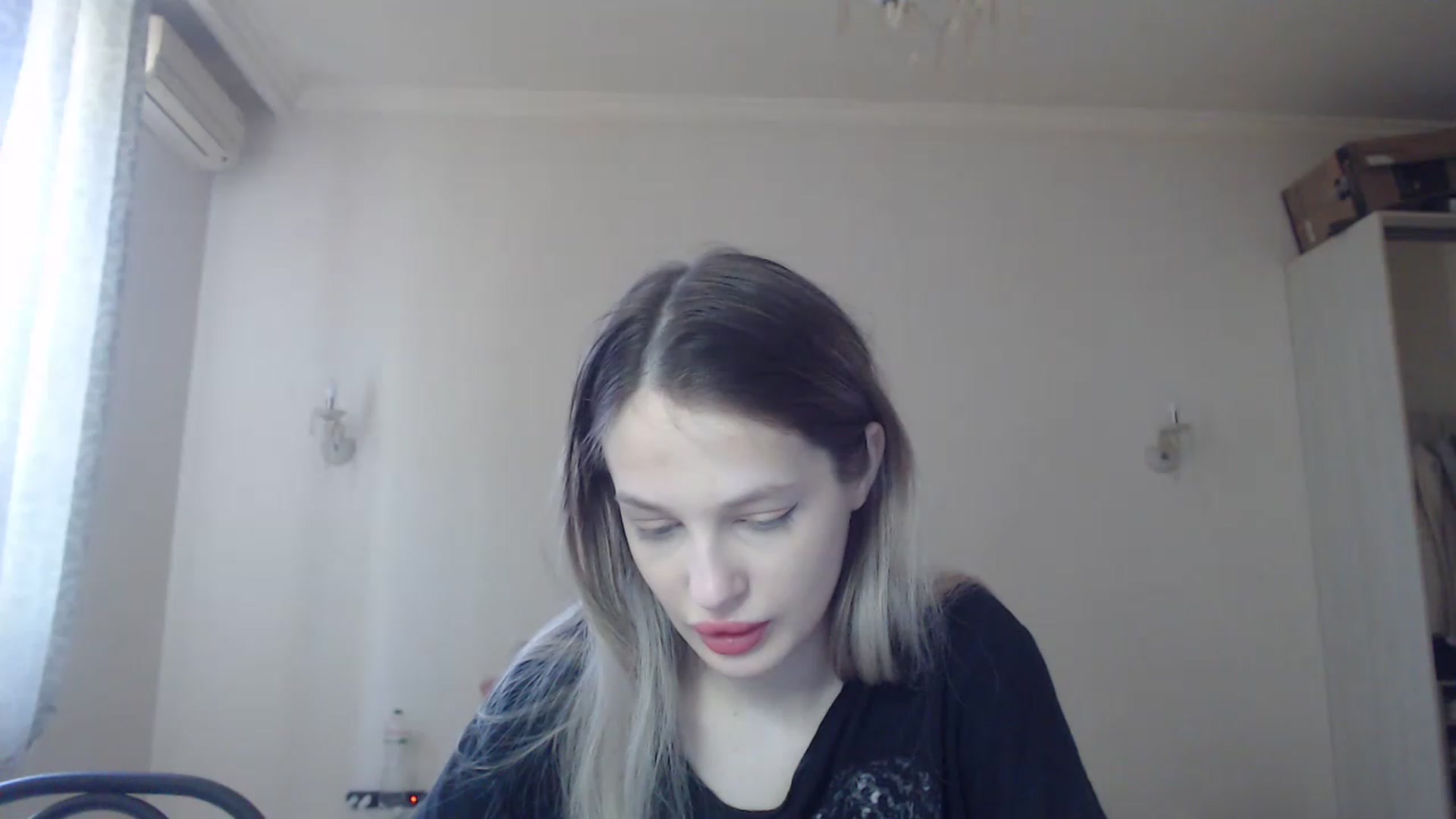 Gallery image thumbnail from Lola_vi's myfreecams stream on, 05/21/2023, 11:16 image 13 of 20